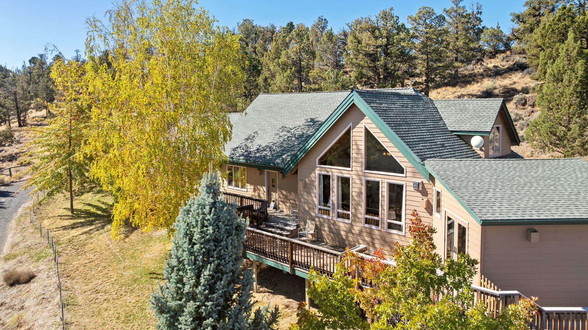 3.0. Photo 2 of 67, 66001 Waldron Trail, Bend, OR 97703