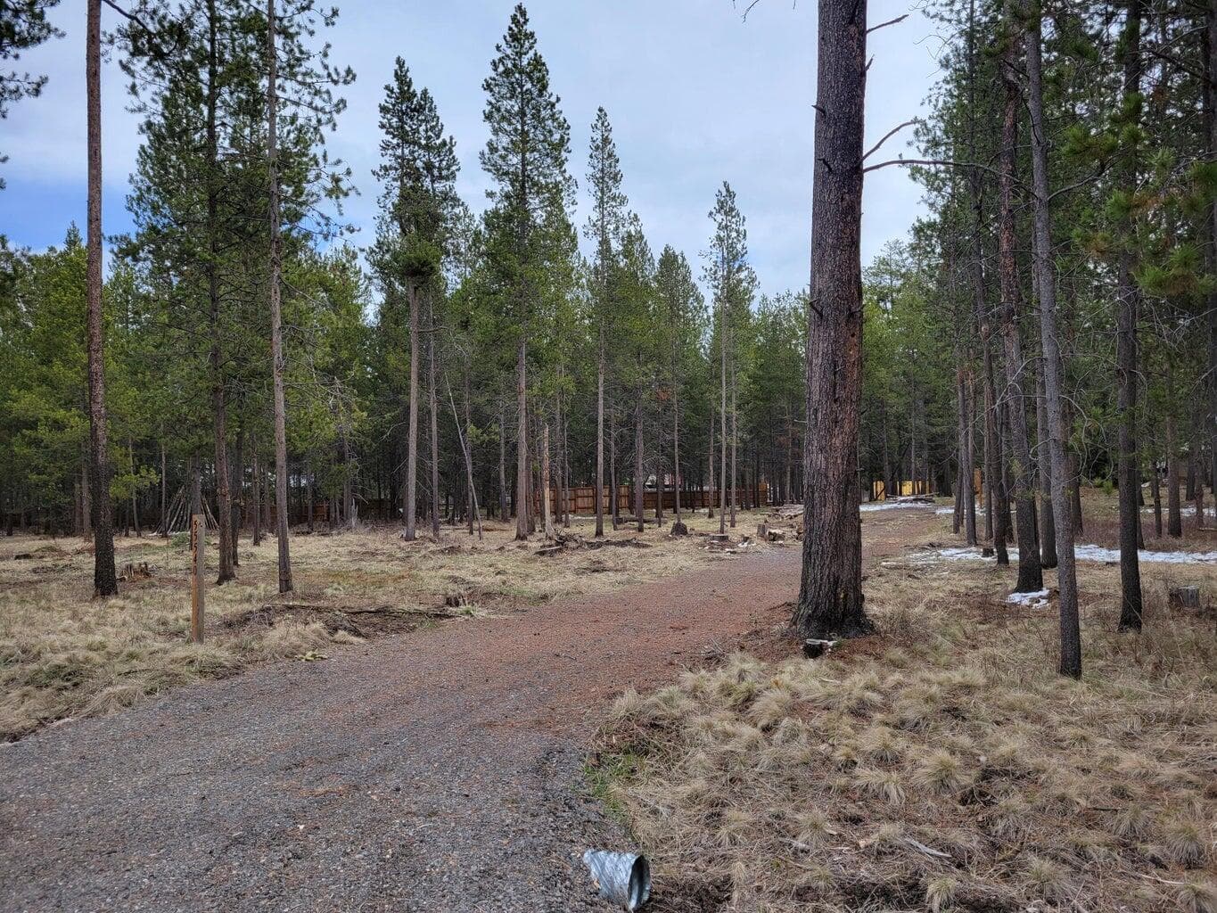 Driveway access. Photo 3 of 11, 55540 Big River Drive, Bend, OR 97707