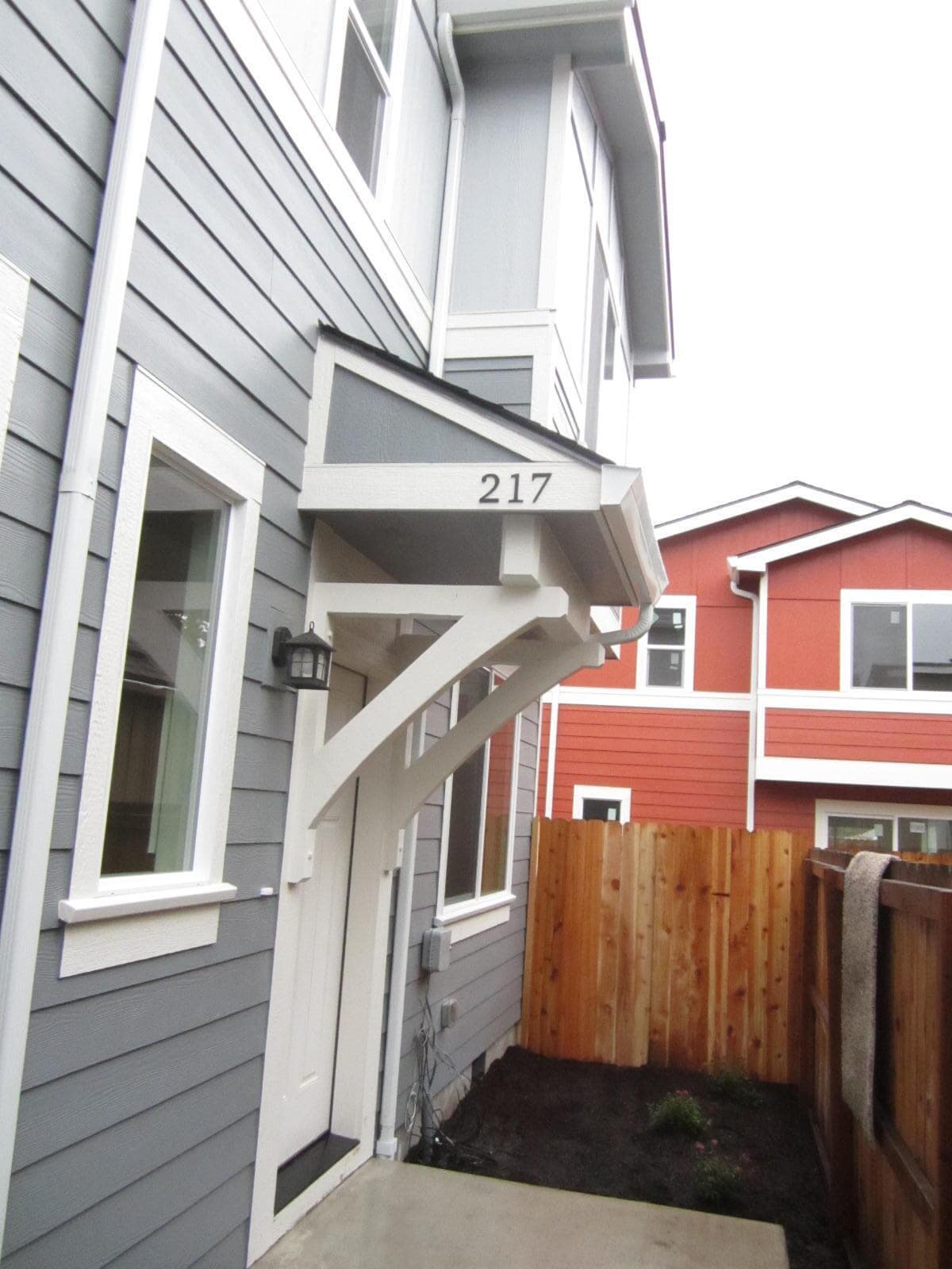 217 C St For listing (41). Photo 2 of 23, 215 S C Street, Phoenix, OR 97535