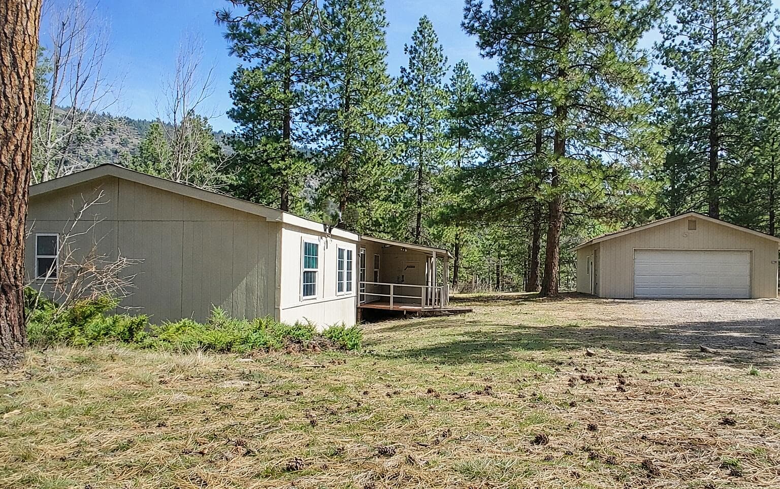 MLS#NEW-2. Photo 2 of 3, 9935 -9939 Simpson Canyon Road, Klamath Falls, OR 97601