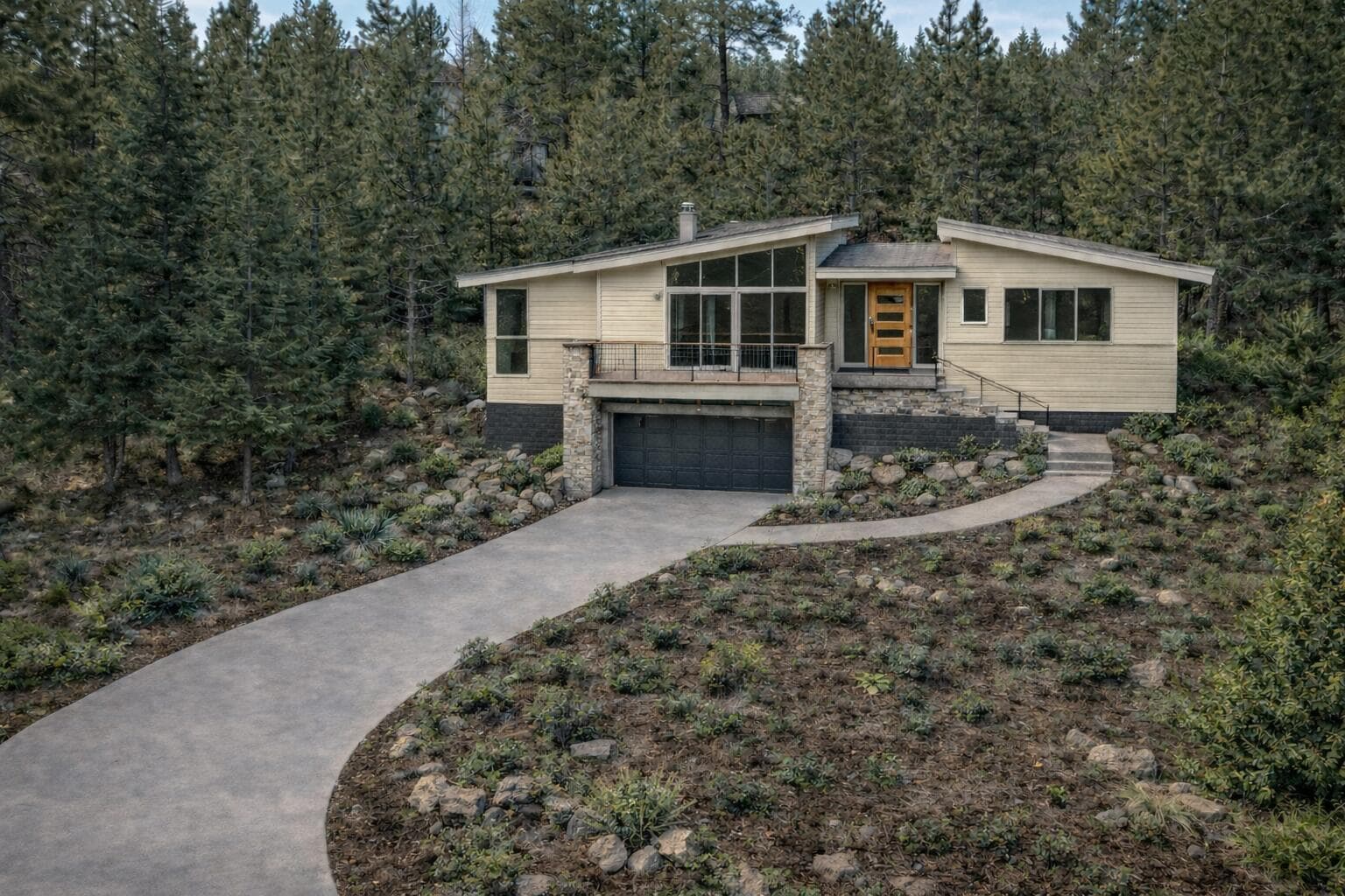 76acfbf6-ff14-4231-86fa-0248b0c43b1f. Photo 3 of 32, 1327 NW Constellation Drive, Bend, OR 97703