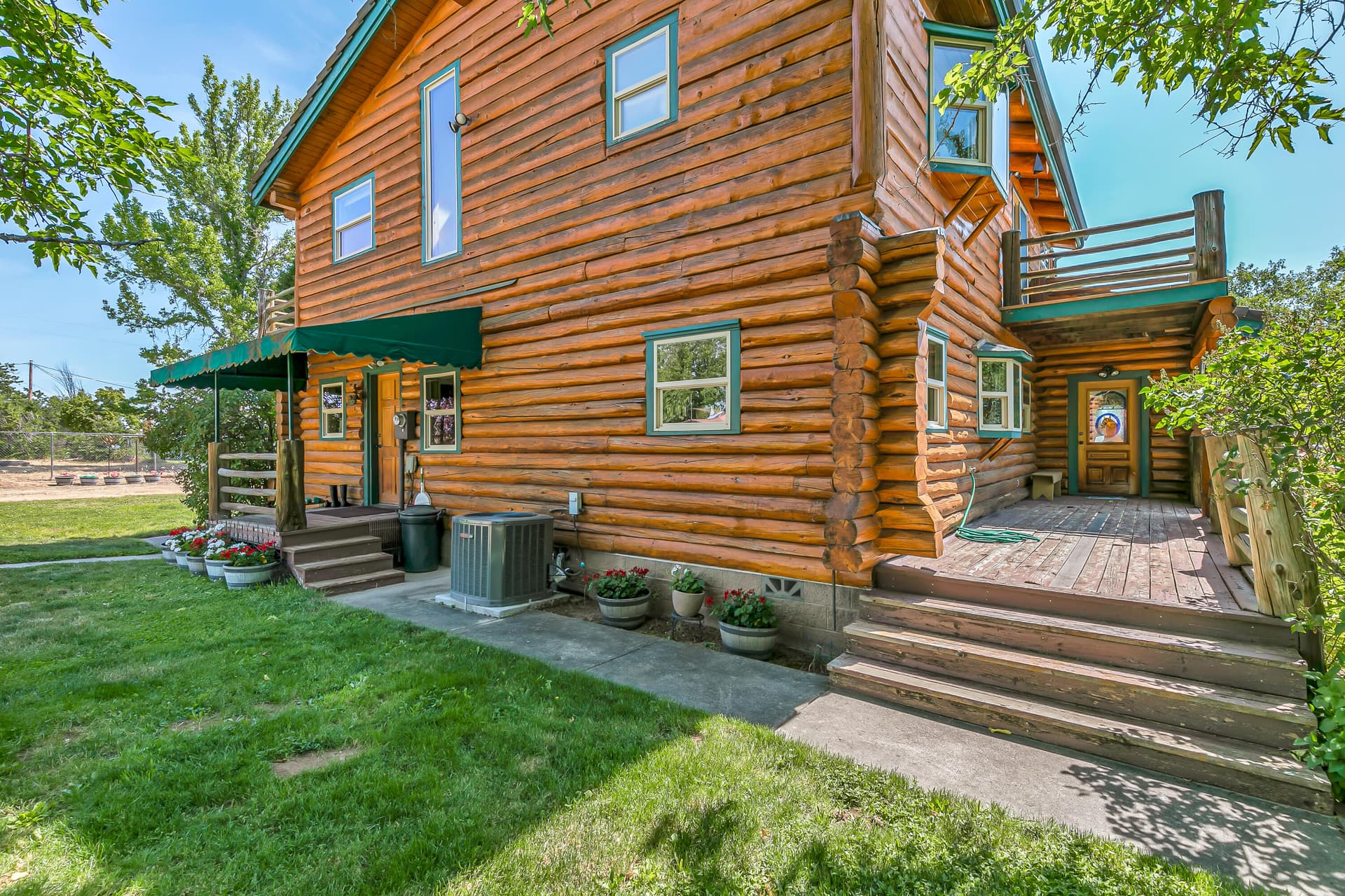 Exterior main picture. Photo 1 of 52, 11322 Modoc Road, White City, OR 97503
