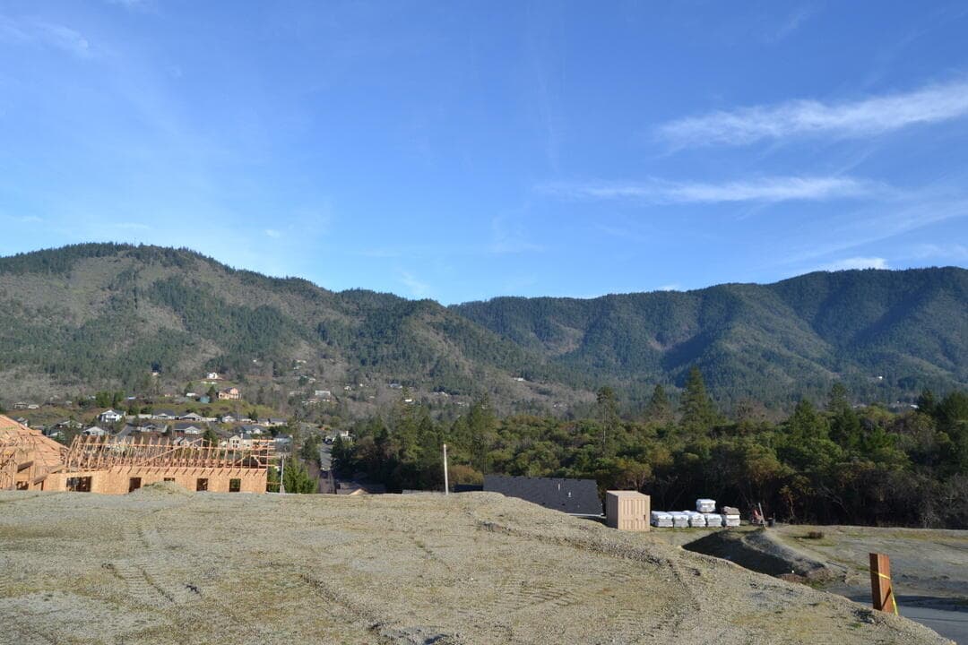 DSC_8213-001. Photo 5 of 10, 2050 SE Wyndham Way, Grants Pass, OR 97527