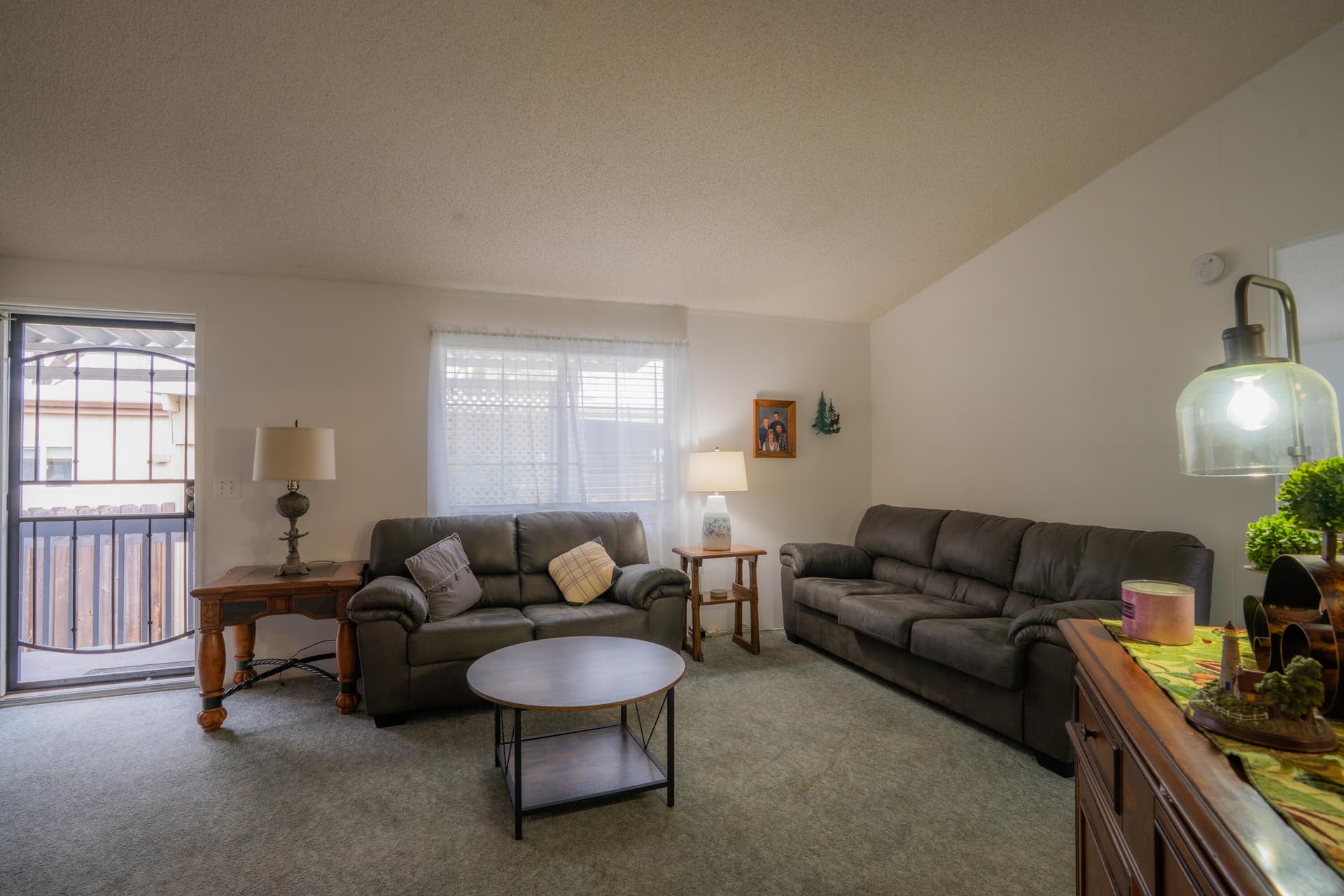 Living Room. Photo 4 of 15, 3700 Bellinger Lane Unit SPC 22, Medford, OR 97501