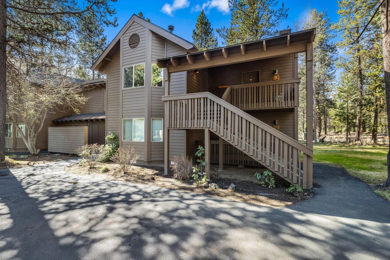 57379 Beaver Ridge #2. Photo 2 of 22, 57379 Beaver Ridge Loop Unit 30D2, Sunriver, OR 97707