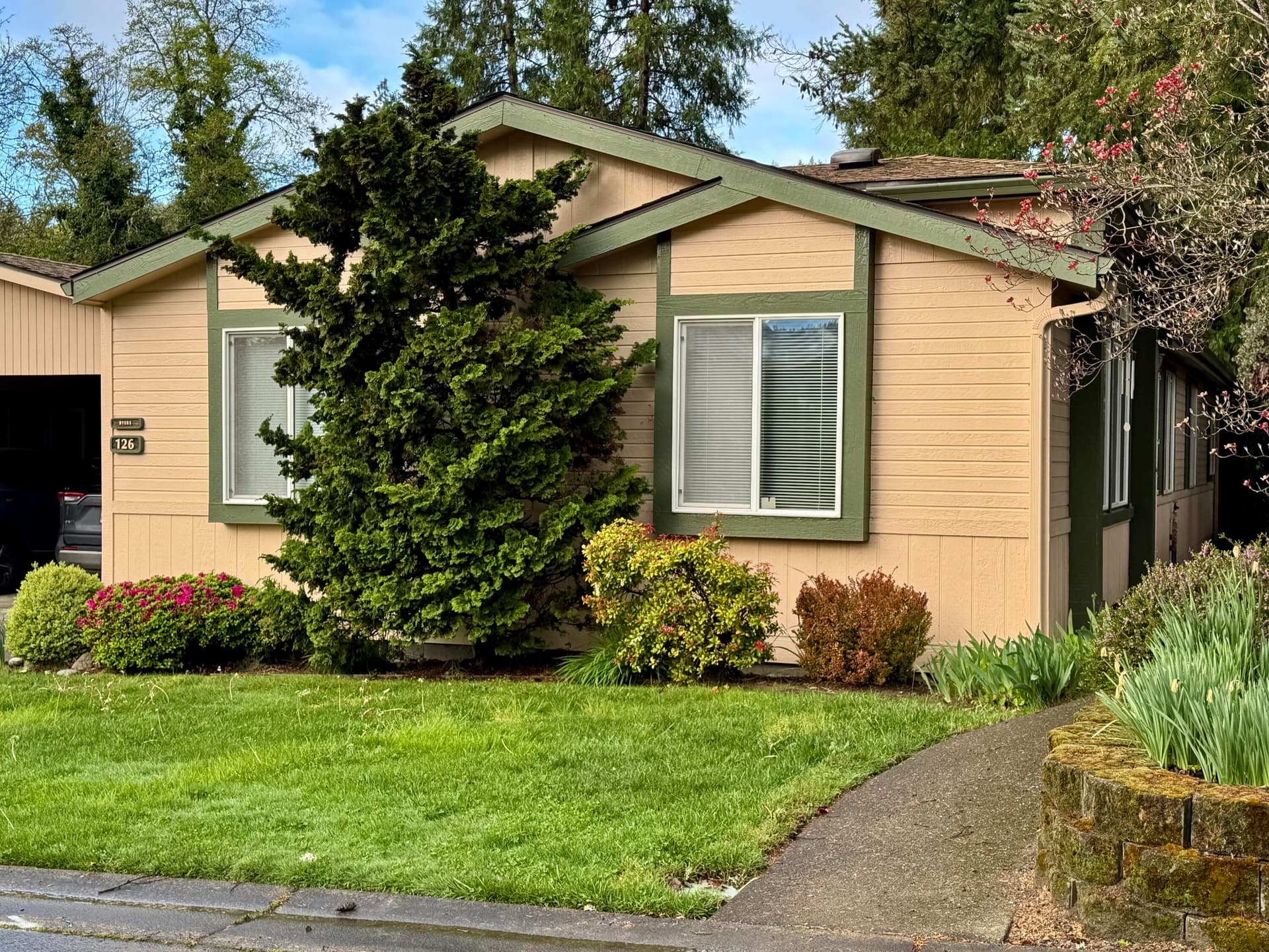 IMG_7724. Photo 1 of 21, 126 NW Wrightwood Circle, Grants Pass, OR 97526