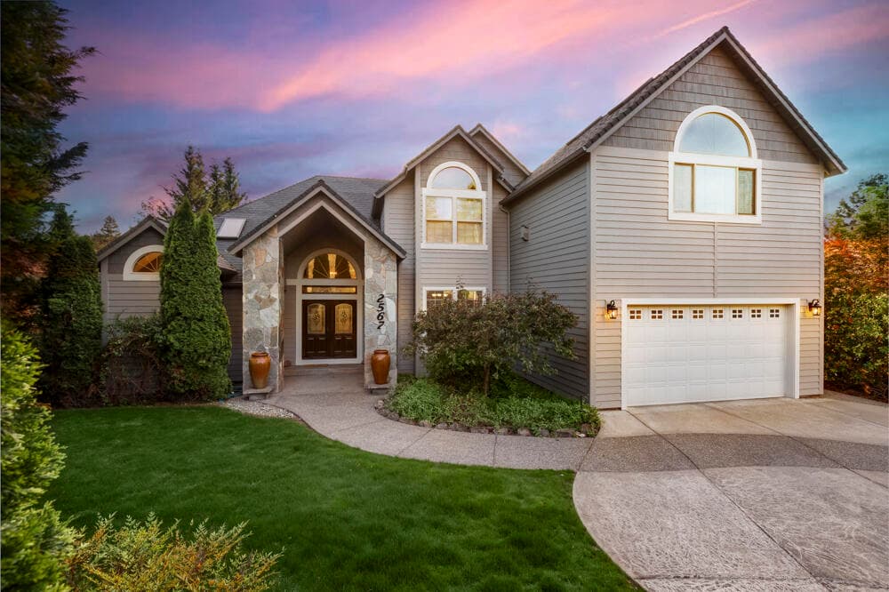 2567 Coriander. Photo 1 of 30, 2567 SE Coriander Way, Grants Pass, OR 97527