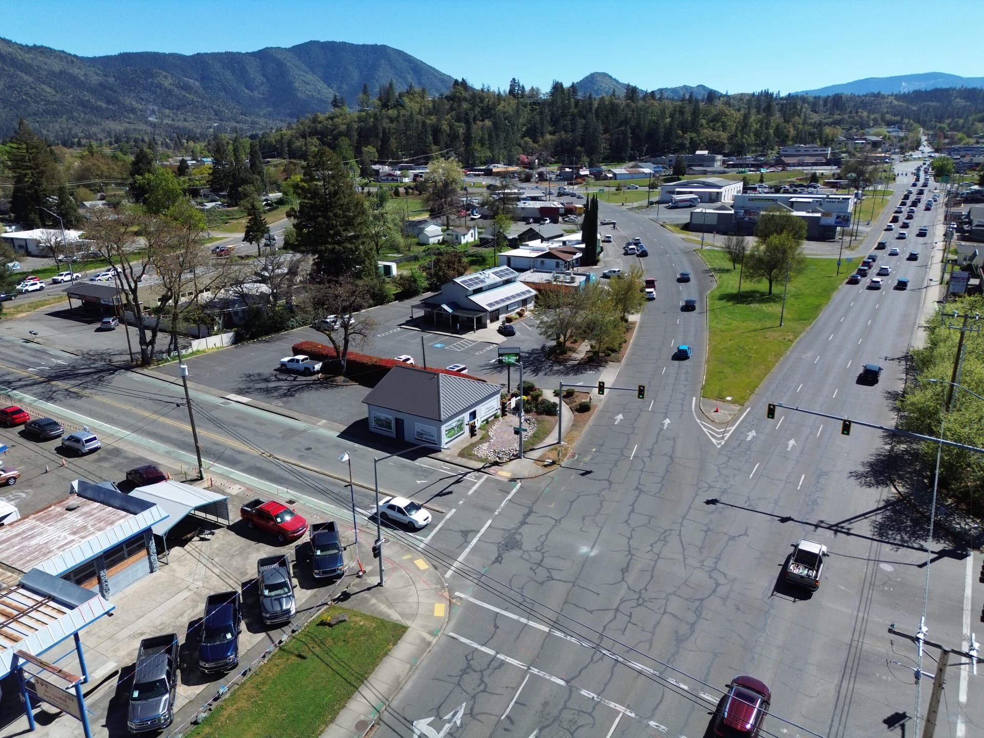 dji_fly_20260403_143646_863_177525226418. Photo 2 of 19, 101 E Park Street, Grants Pass, OR 97527