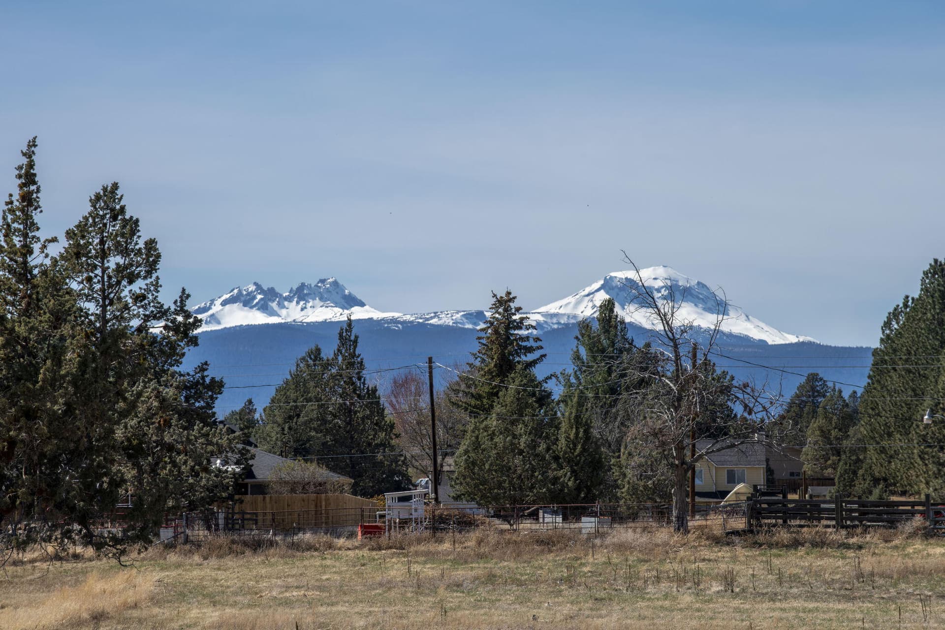 27-web-or-mls-DSC_0306. Photo 4 of 18, 63320 Deschutes Market Road, Bend, OR 97701