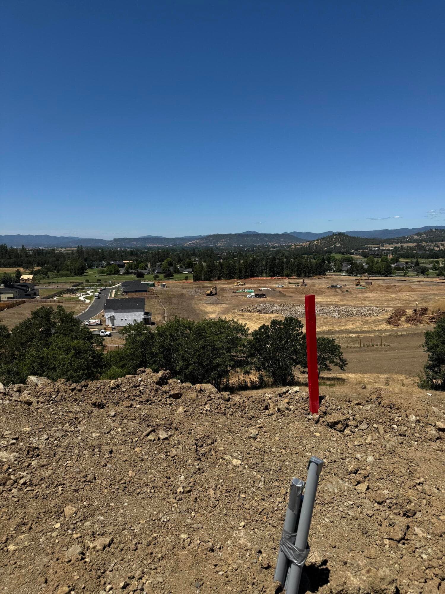 view. Photo 2 of 5, 450 Quail Nest Unit 85, Eagle Point, OR 97524