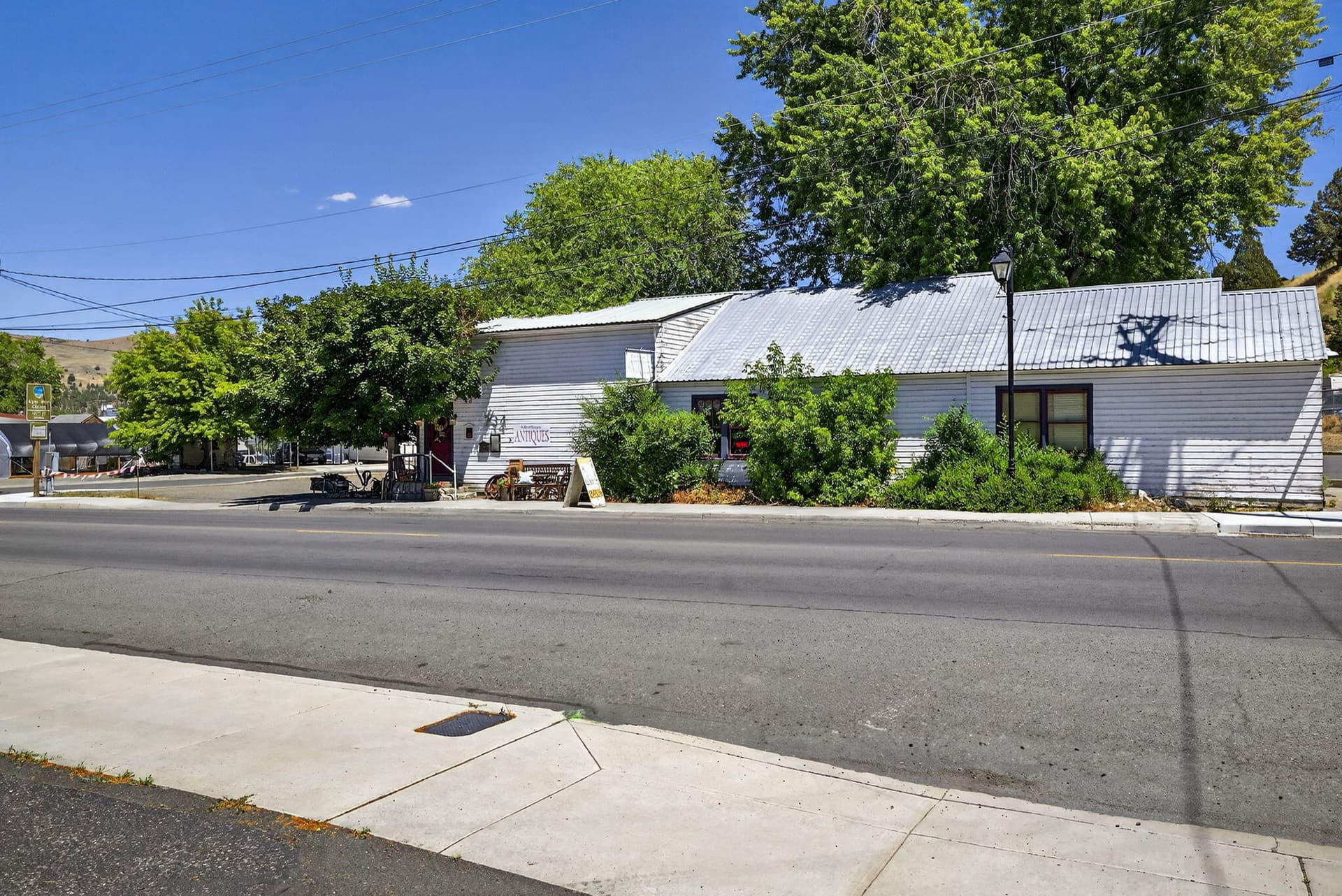 2025_07_11_234_s_canyon_blvd_john_day-2. Photo 3 of 30, 234 S Canyon Boulevard, John Day, OR 97845