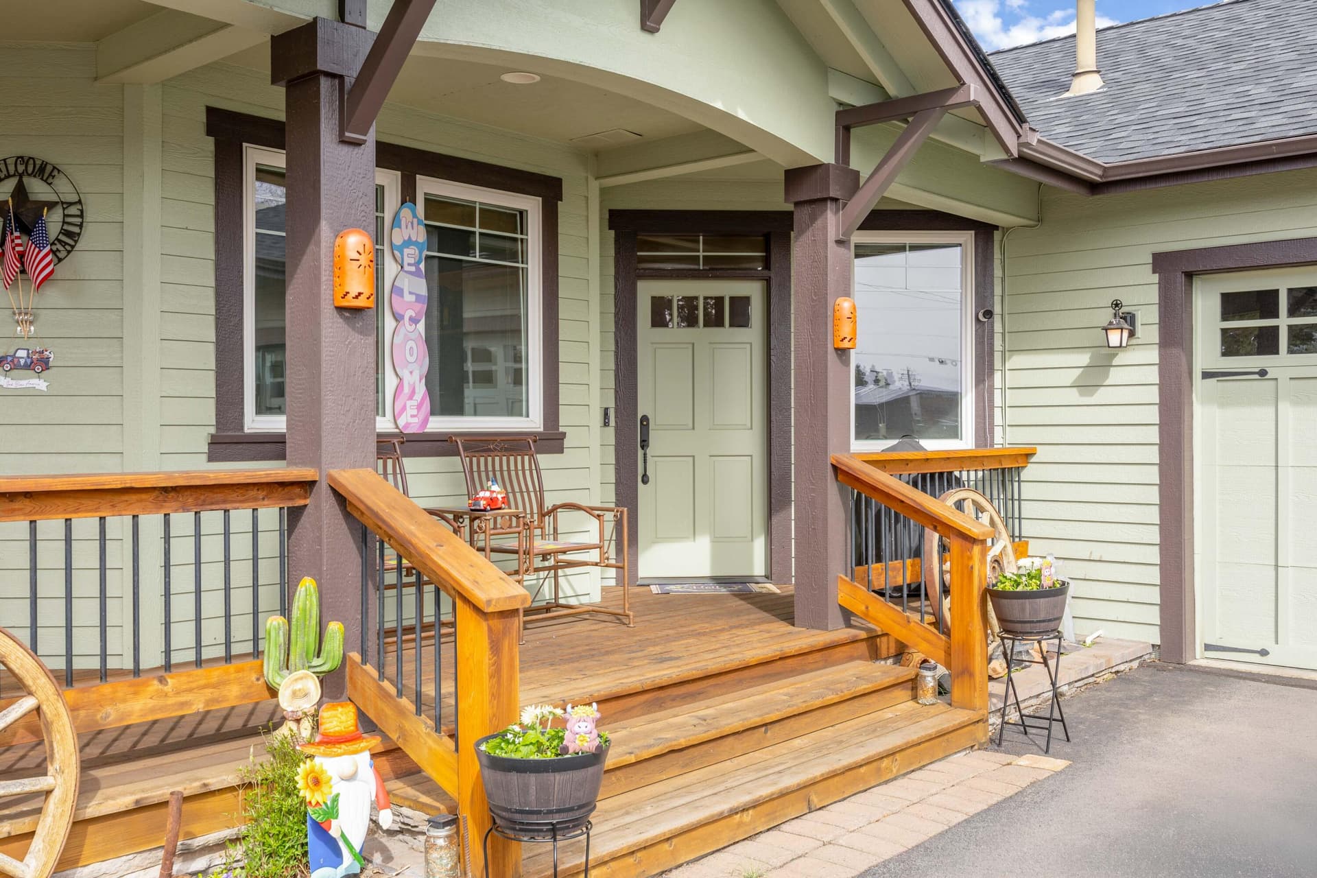 B. Photo 3 of 39, 51439 Morson Street, La Pine, OR 97739