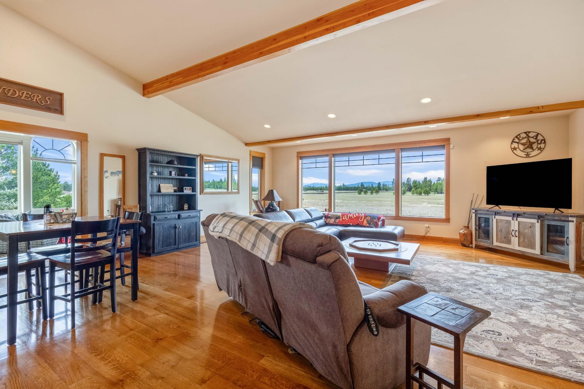 E. Photo 4 of 39, 51439 Morson Street, La Pine, OR 97739