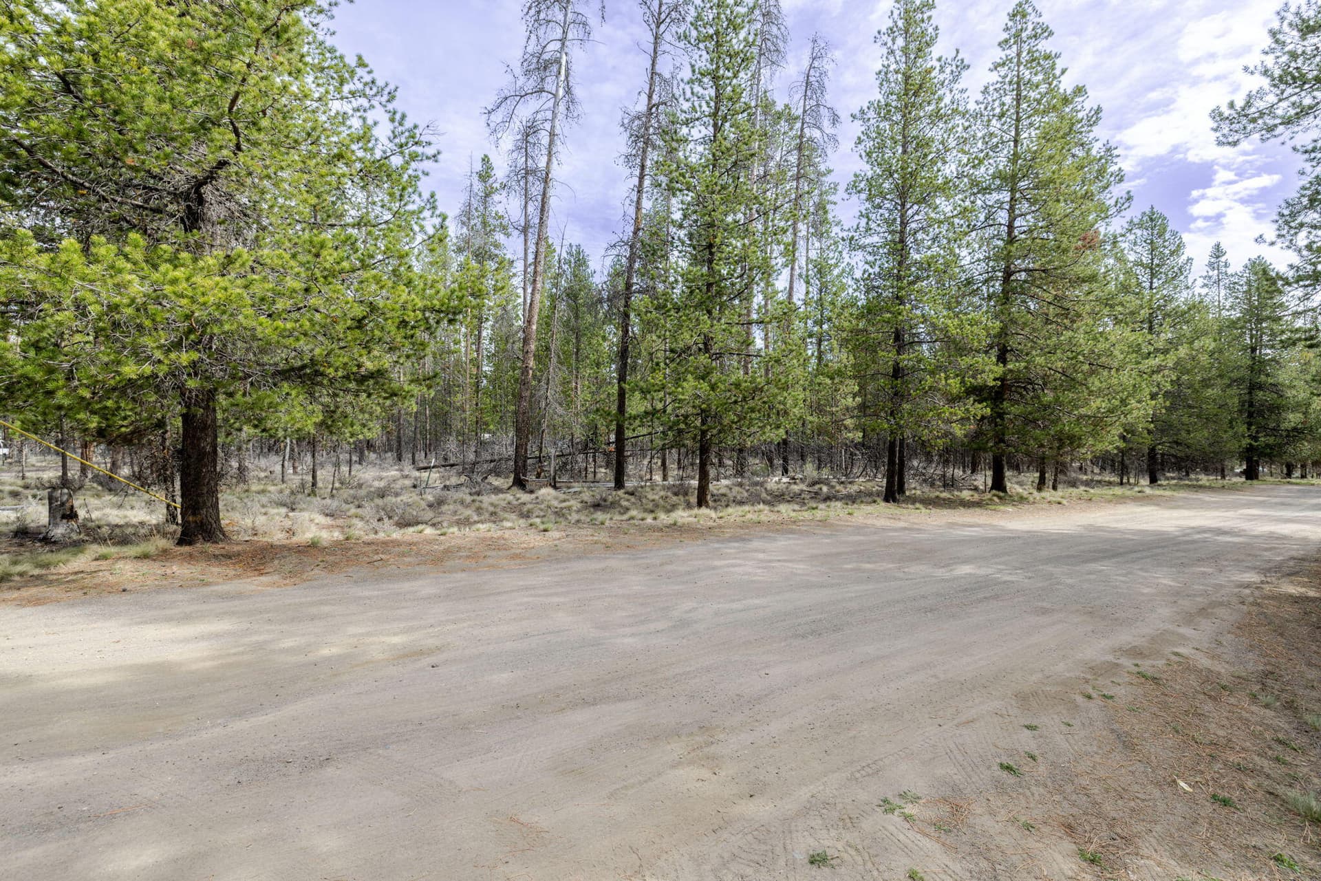 2. Photo 5 of 16, 16040 Waddell Road, La Pine, OR 97739