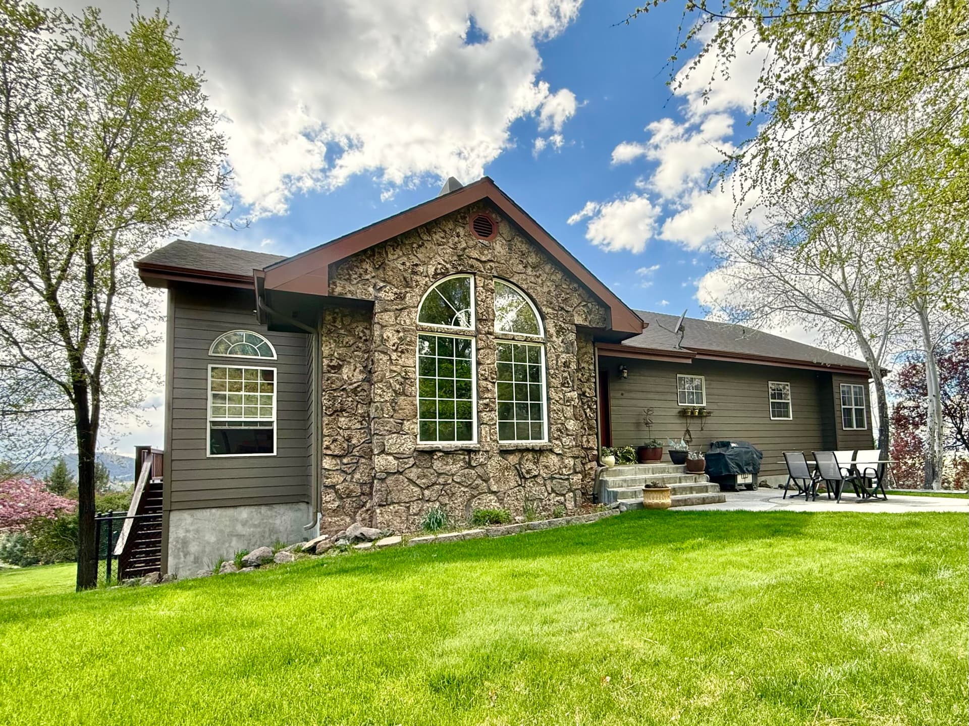 HOME. Photo 3 of 52, 13351 Crystal Springs Road, Klamath Falls, OR 97603