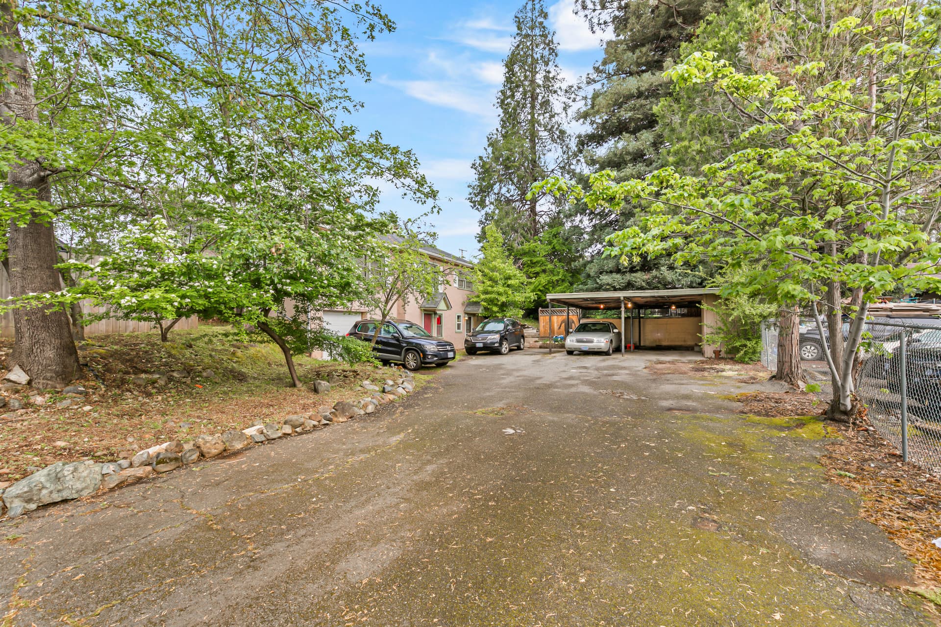 9R9A8696. Photo 2 of 23, 868 NE A Street, Grants Pass, OR 97526