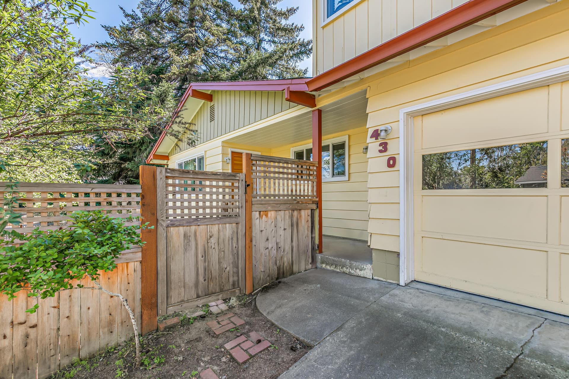 2 - 430 Ashland St. Photo 2 of 36, 430 Ashland Street, Ashland, OR 97520