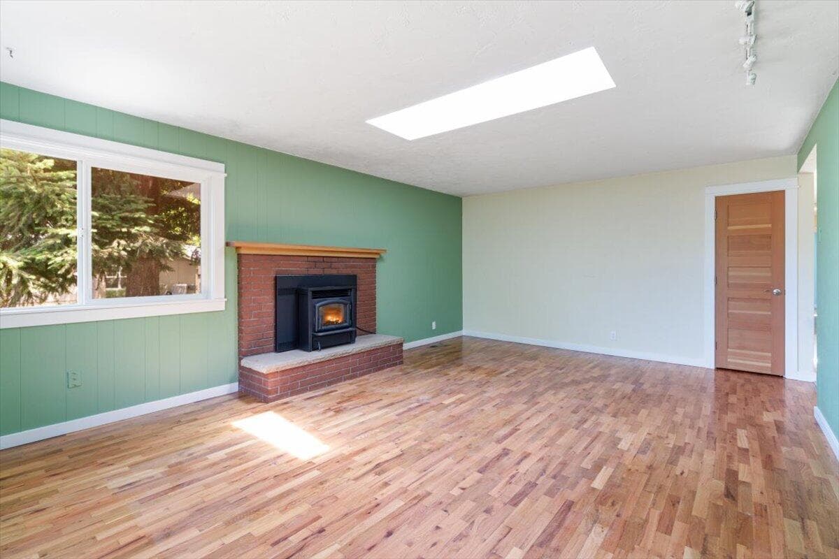 4 - 430 Ashland St-9. Photo 4 of 36, 430 Ashland Street, Ashland, OR 97520