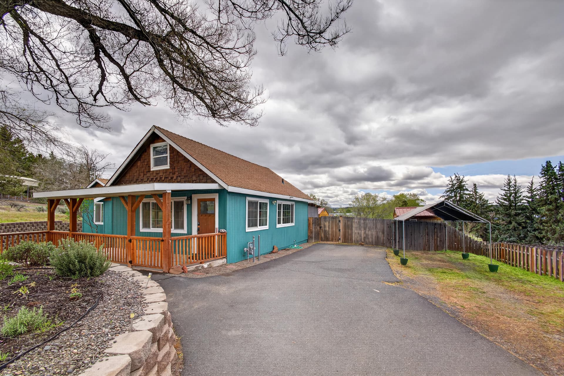 2. Photo 2 of 42, 451 SE C Street, Madras, OR 97741