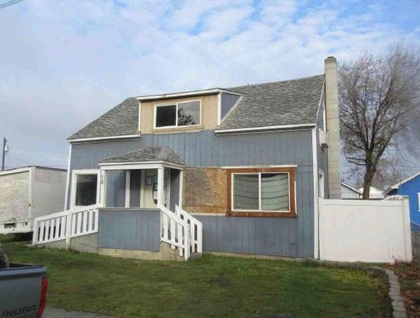 Front. Photo 1 of 12, 1036 W Hermiston Avenue, Hermiston, OR 97838