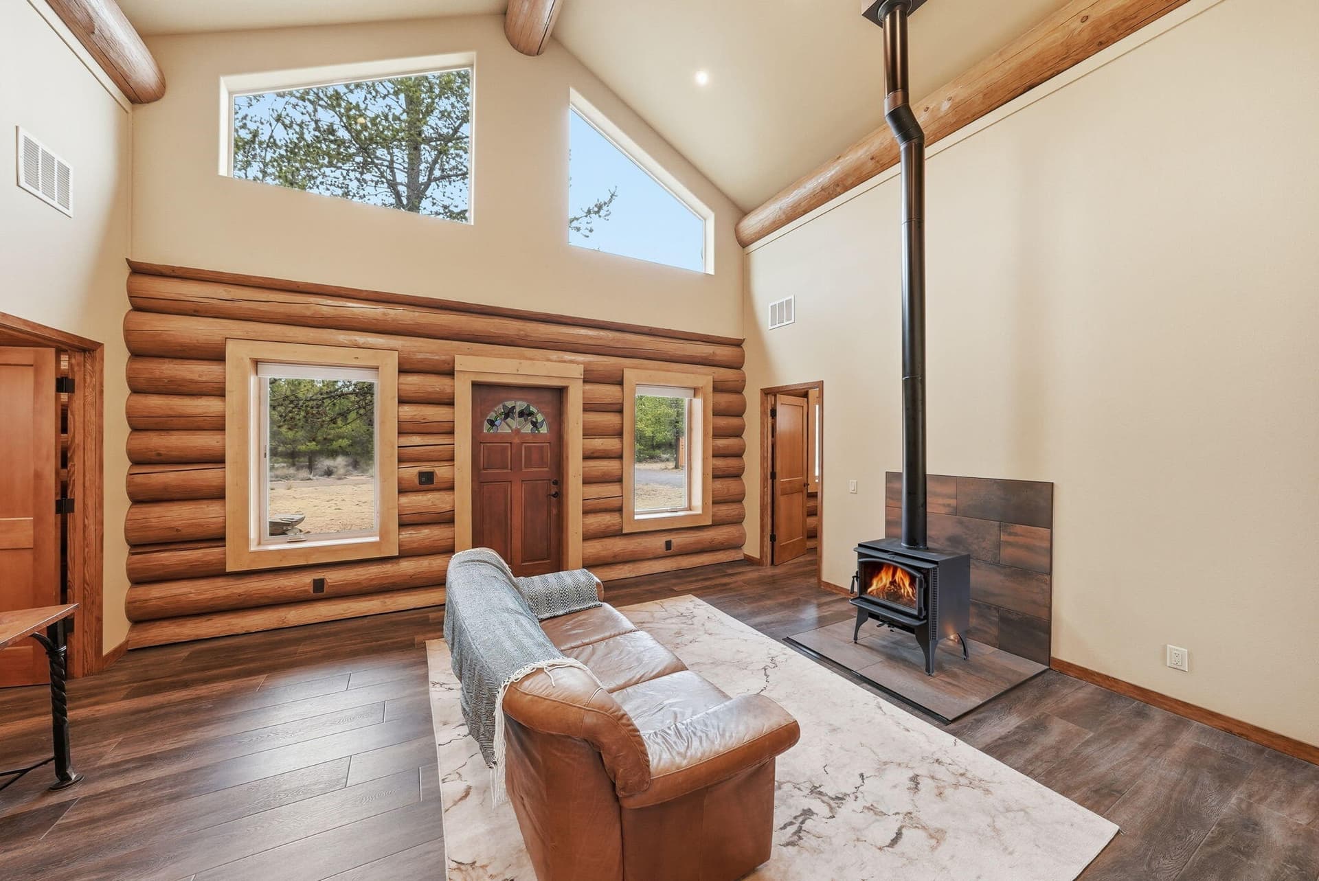 10-web-or-mls-Riley_Visuals_010. Photo 5 of 69, 54270 Huntington Road, La Pine, OR 97739