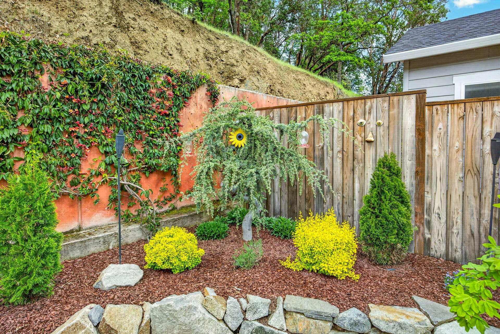 ApxHR00011. Photo 5 of 47, 915 Hangman Way, Jacksonville, OR 97530