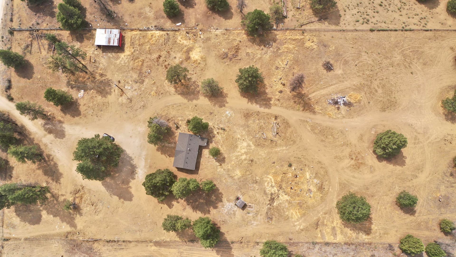 6EB181D0-810E-460F-804B-82C1BF25DD1B_1_2. Photo 5 of 27, 23245 Rosewood Lane, Chiloquin, OR 97624