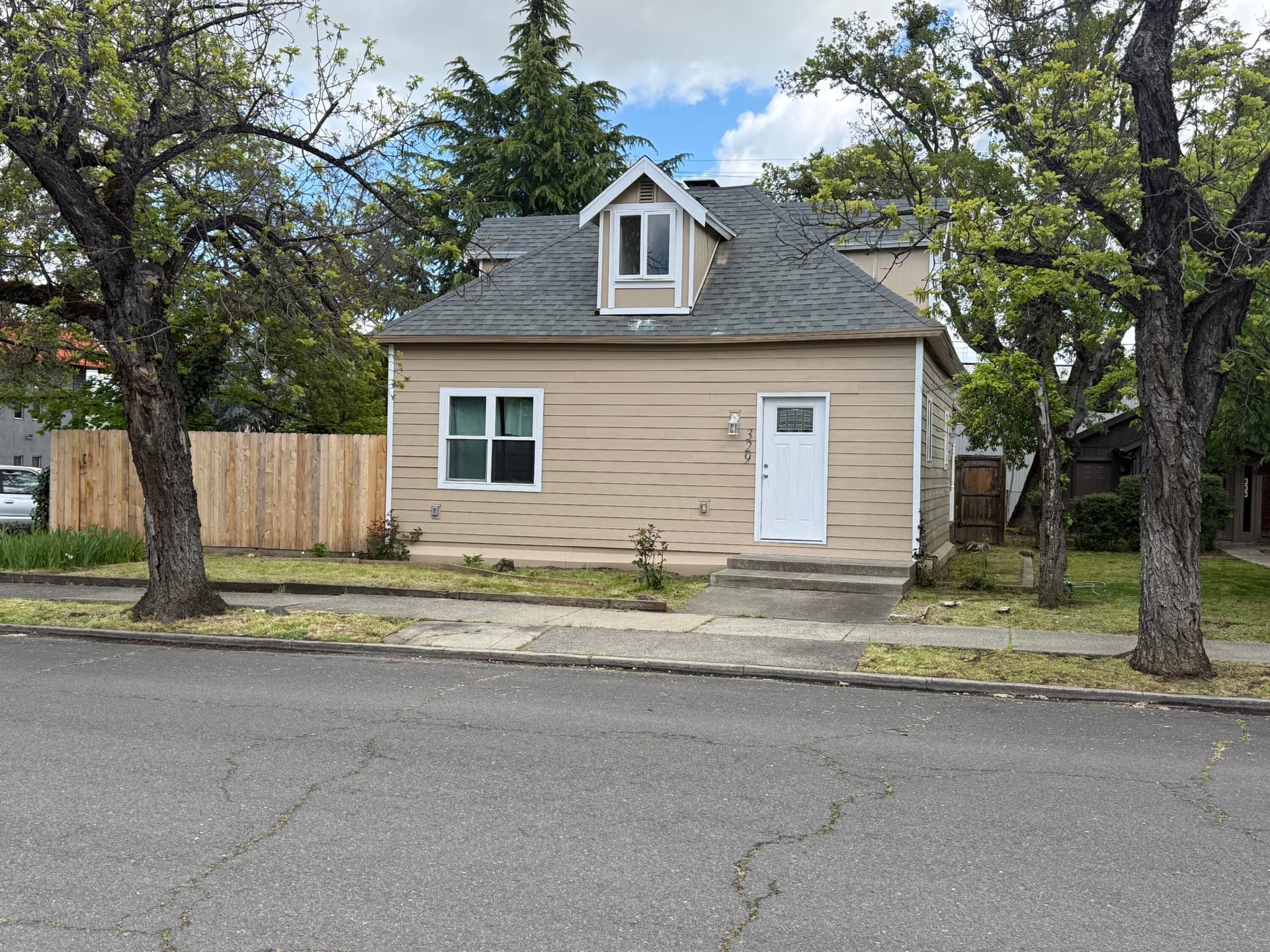 329 Front 3. Photo 3 of 45, 329 S Grape Street, Medford, OR 97501