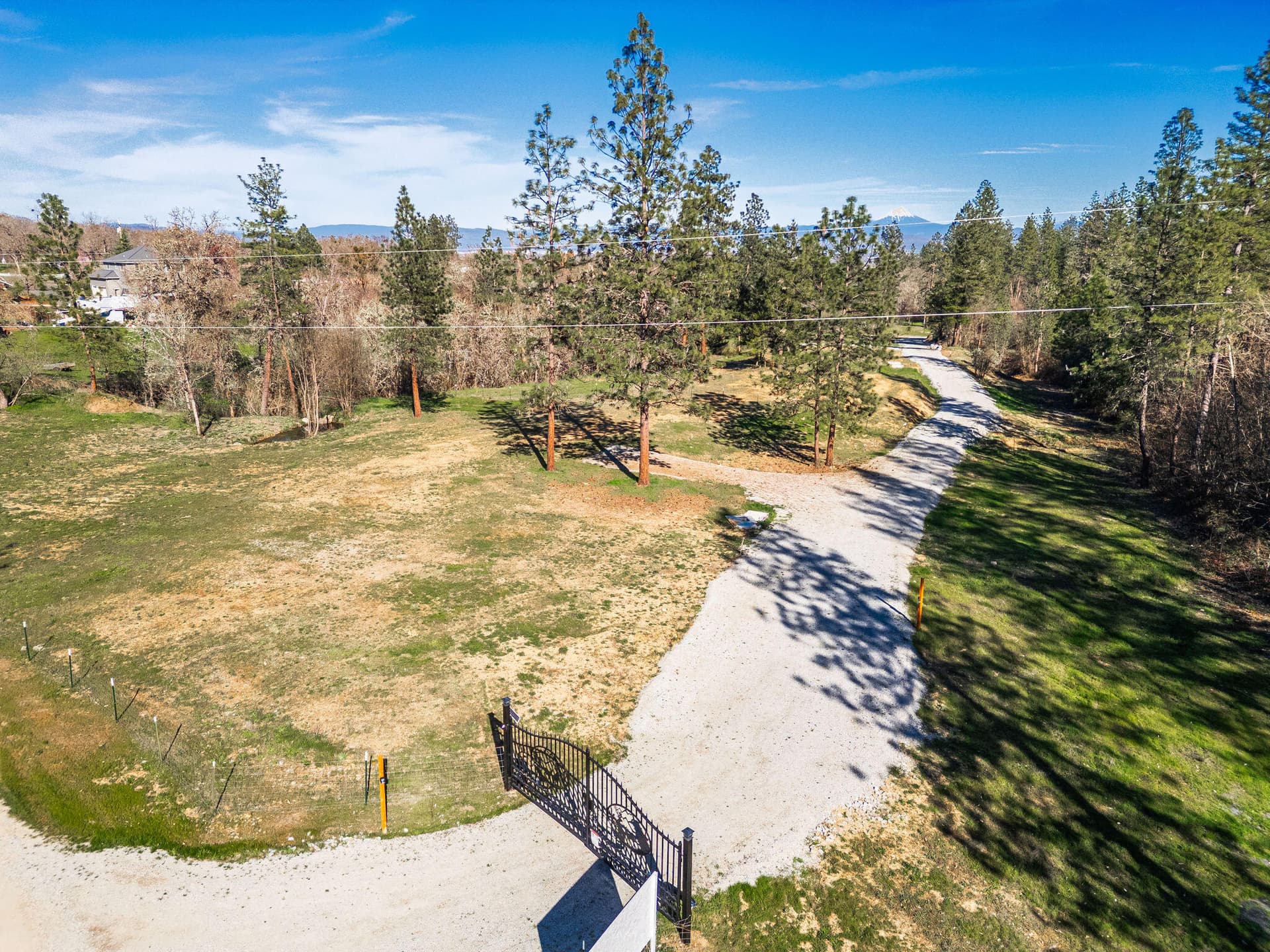 HD-31. Photo 5 of 27, 5025 Lane Creek Road, Central Point, OR 97502