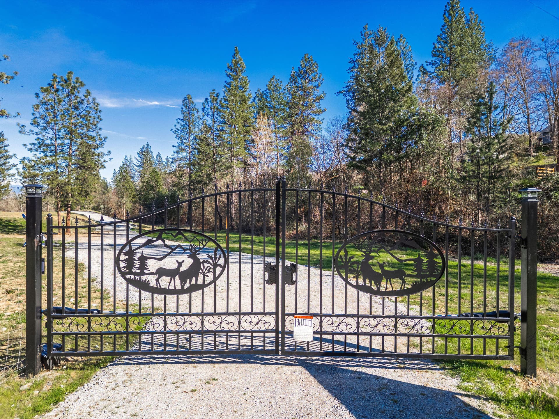 Front Gate to Community. Photo 3 of 25, 5017 Lane Creek Road Unit Parcel 2, Central Point, OR 97502
