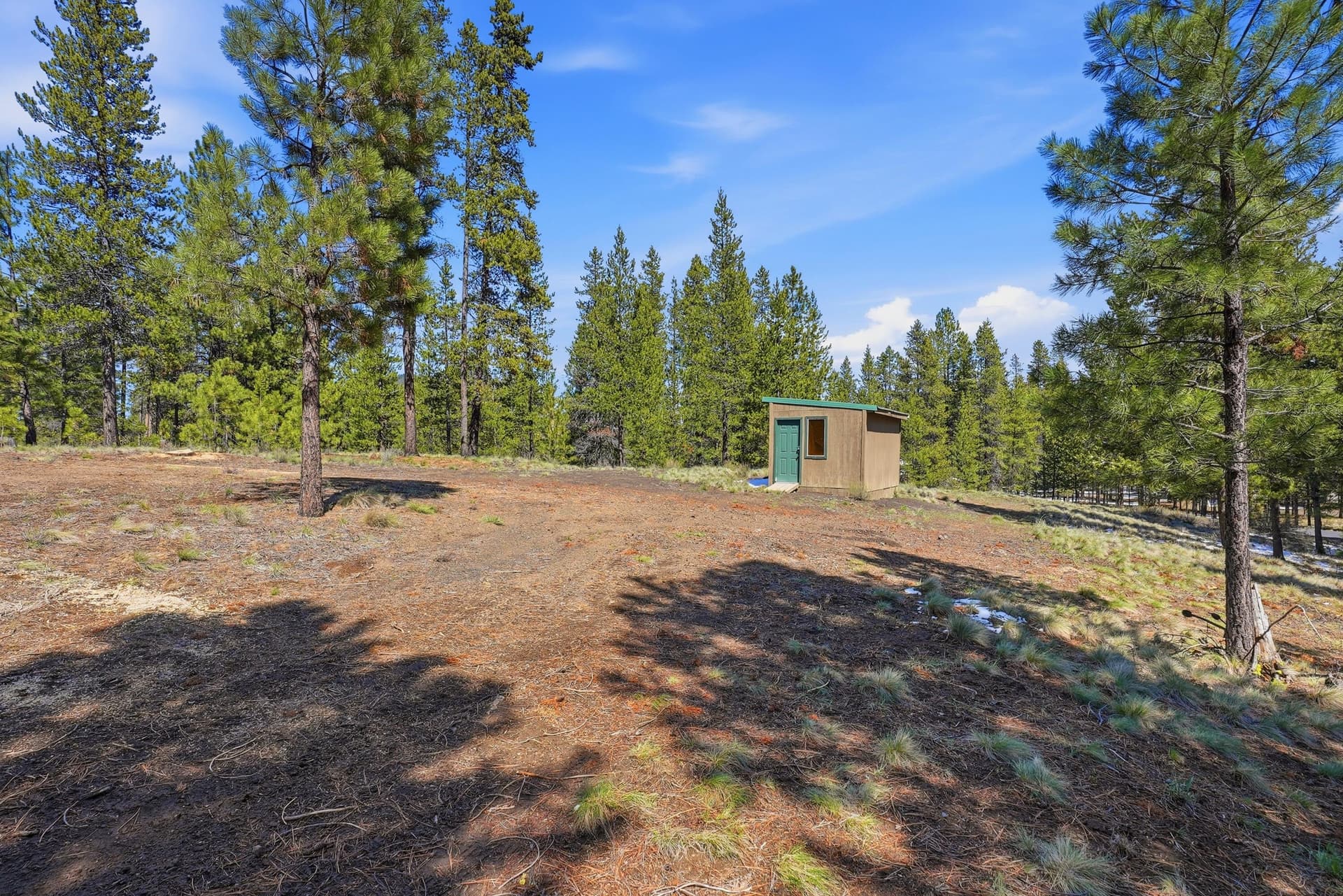 06 15171 River Loop Dr. Photo 1 of 20, 15171 W River Loop Drive, Bend, OR 97707