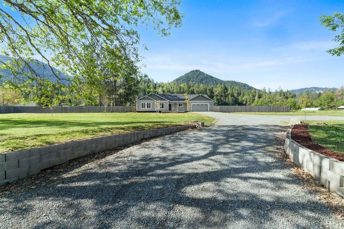 2. Photo 2 of 37, 2355 Fish Hatchery Road, Grants Pass, OR 97527