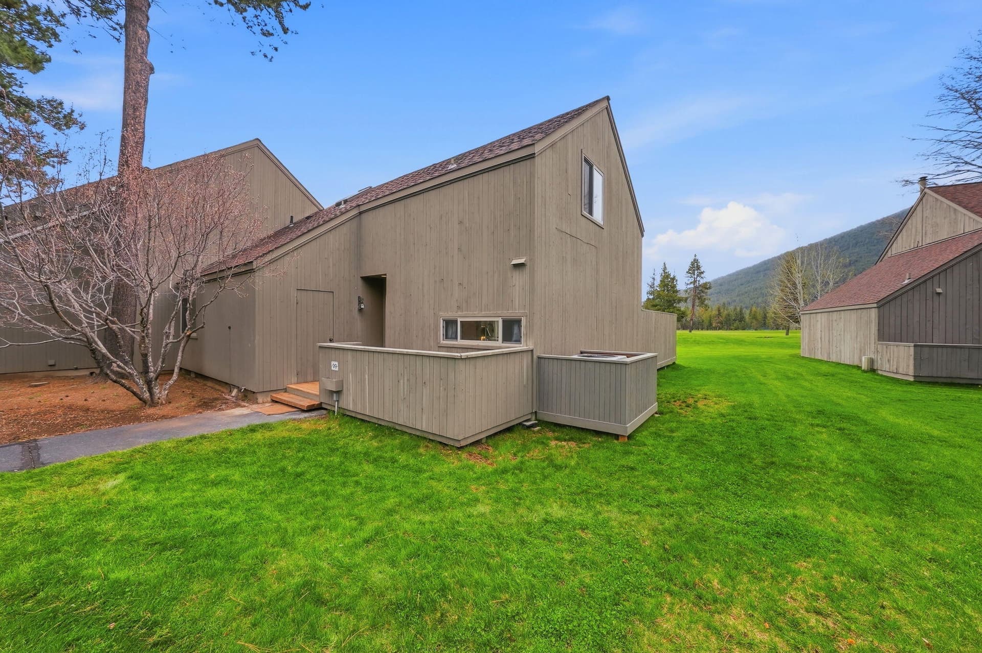 4-web-or-mls-Riley_Visuals_004. Photo 1 of 38, 13400 Foxtail Unit GCC99, Black Butte Ranch, OR 97759