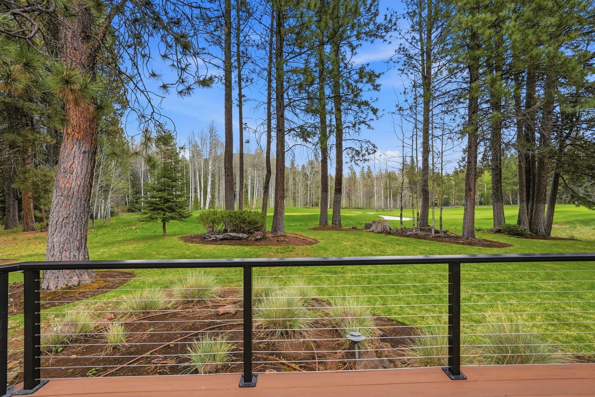 21-web-or-mls-Riley_Visuals_021. Photo 4 of 68, 13210 Hawks Beard Unit GH 234/235, Black Butte Ranch, OR 97759