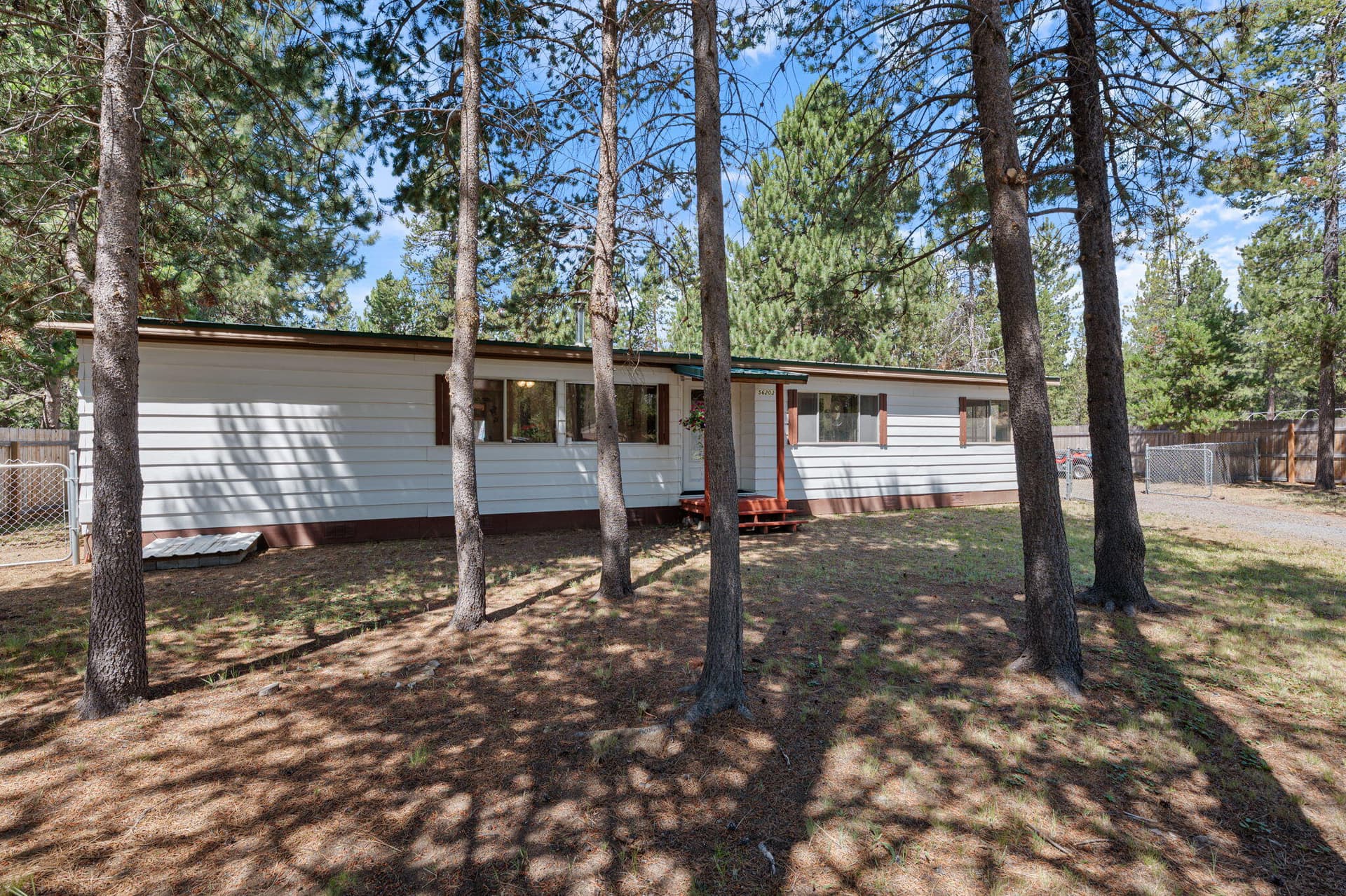 43-web-or-mls-56203-Stellar-Dr-Bend-OR-9. Photo 4 of 52, 56203 Stellar Drive, Bend, OR 97707