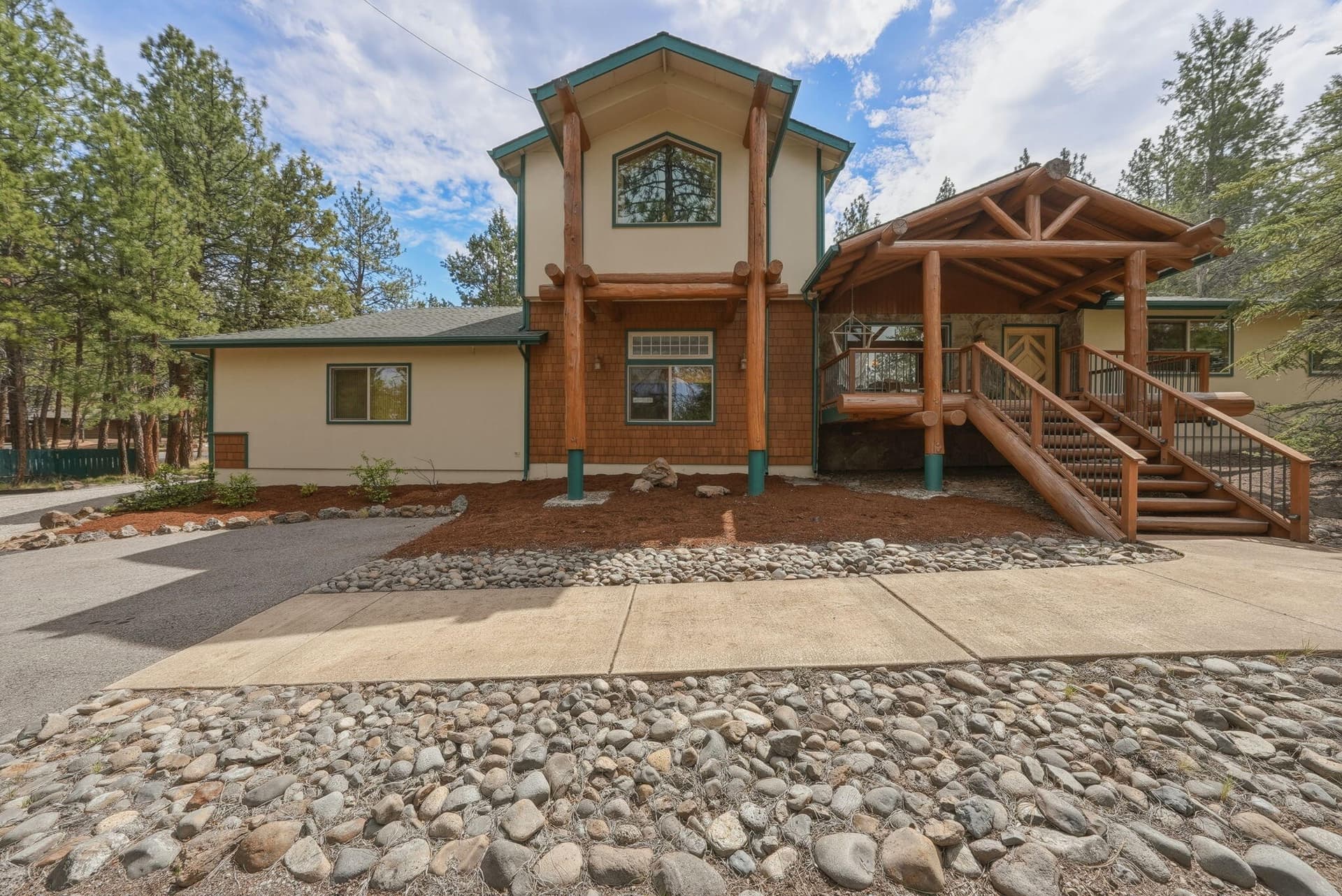 2-web-or-mls-Riley_Visuals_027. Photo 2 of 81, 63375 Saddleback Drive, Bend, OR 97703