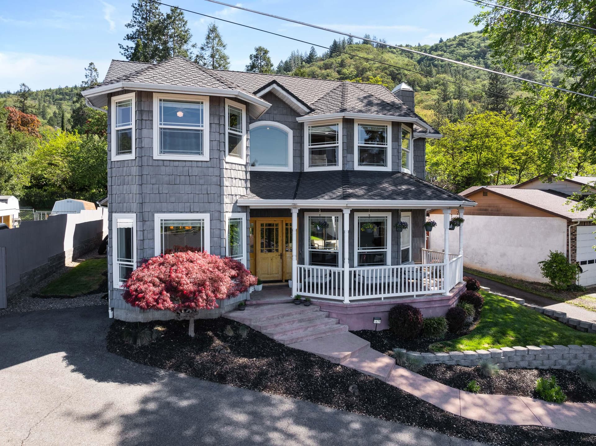 Front Elevation. Photo 5 of 38, 1679 NE Terrace Drive, Grants Pass, OR 97526