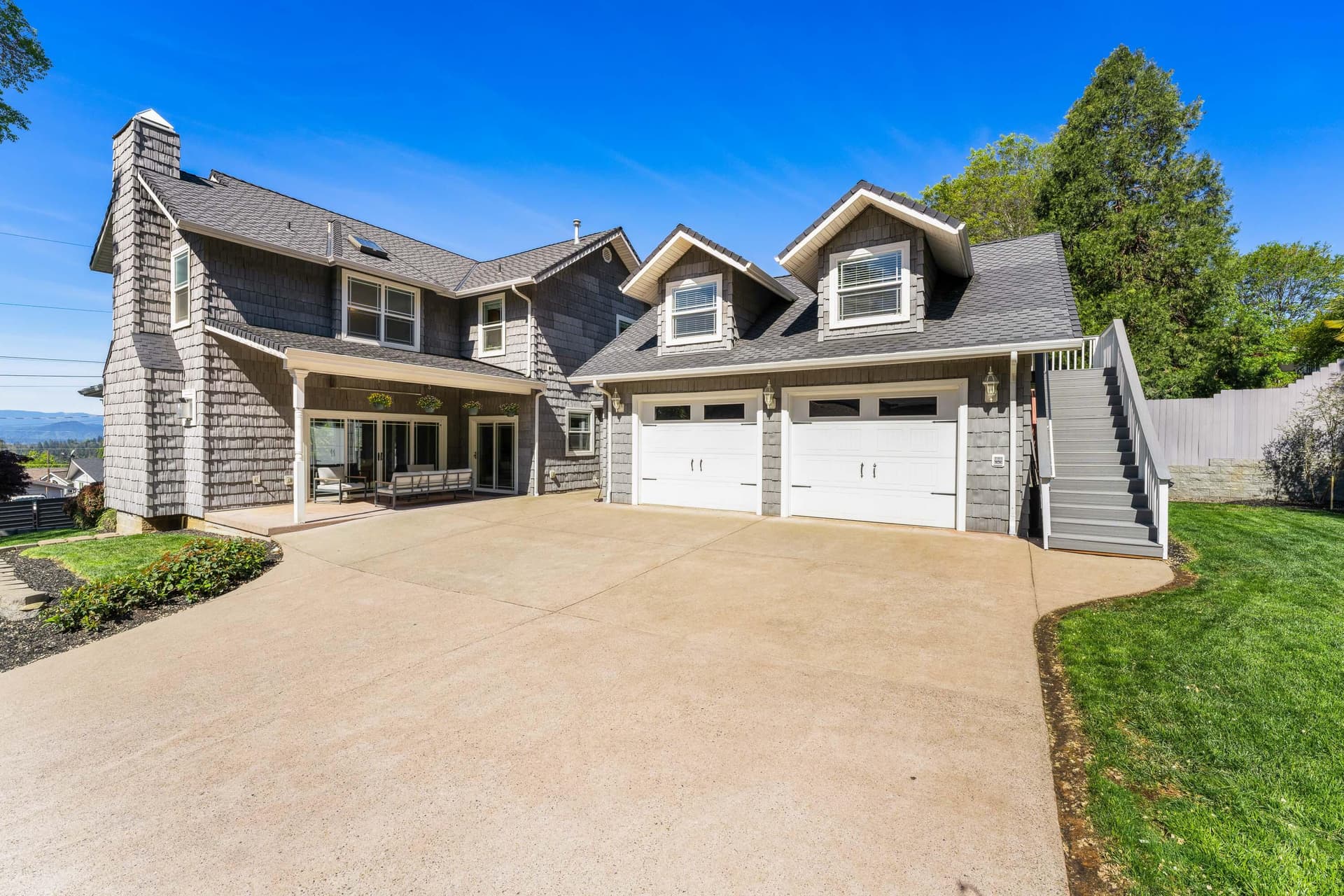 11-EXT (8 of 14). Photo 4 of 38, 1679 NE Terrace Drive, Grants Pass, OR 97526