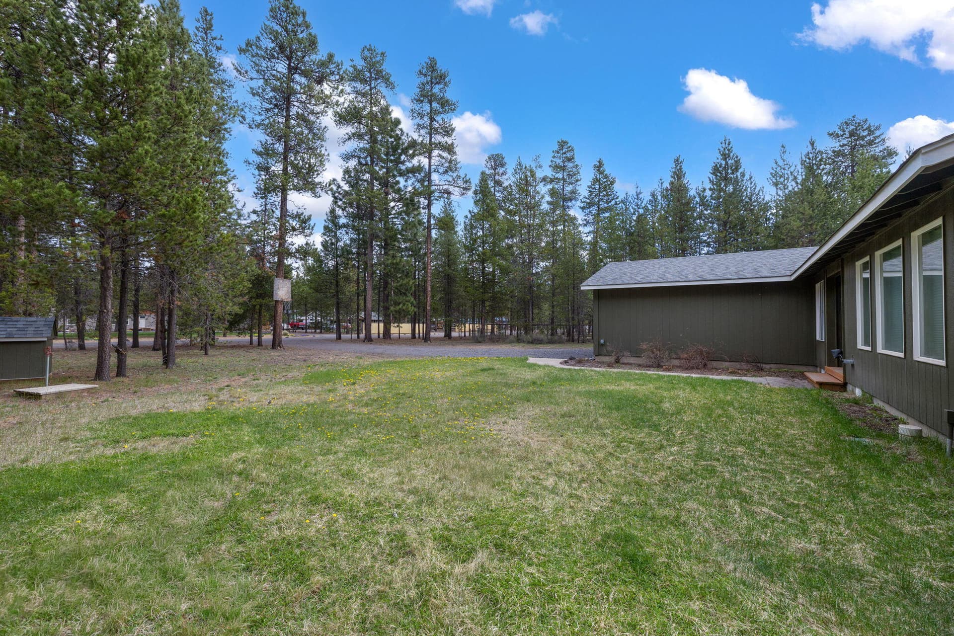 2026_04_20_snowberry_exterior-25. Photo 2 of 35, 16053 Snowberry Lane, La Pine, OR 97739