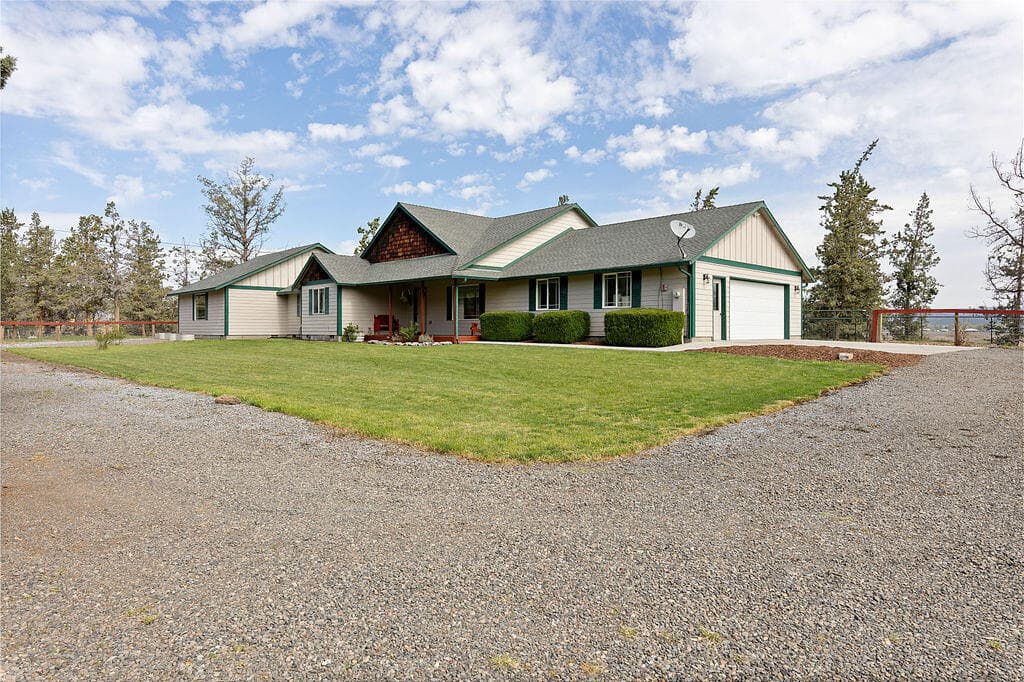 8T3A6000. Photo 2 of 51, 4260 NW Oneil Highway, Prineville, OR 97754
