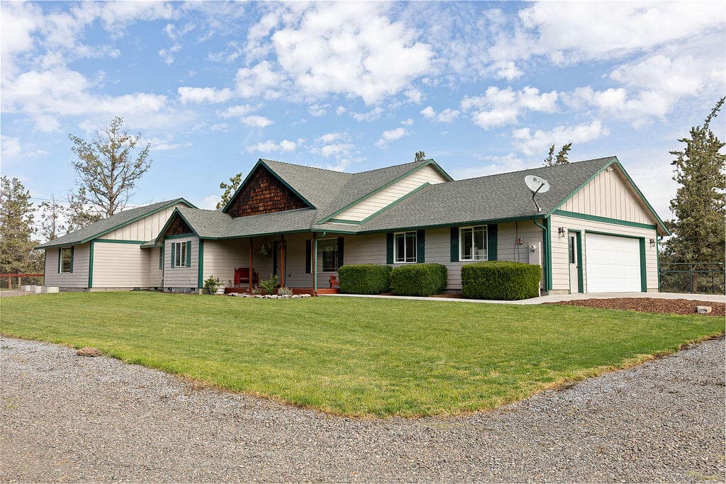 8T3A6005. Photo 3 of 51, 4260 NW Oneil Highway, Prineville, OR 97754