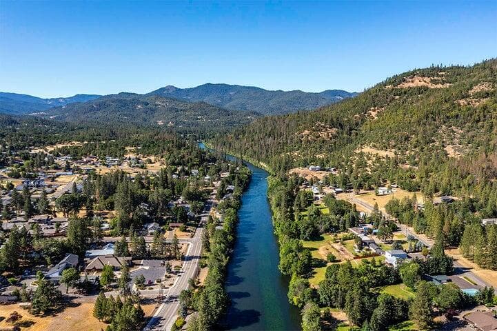 20240611154017031788000000-o. Photo 5 of 11, 22266 Highway 62, Shady Cove, OR 97539