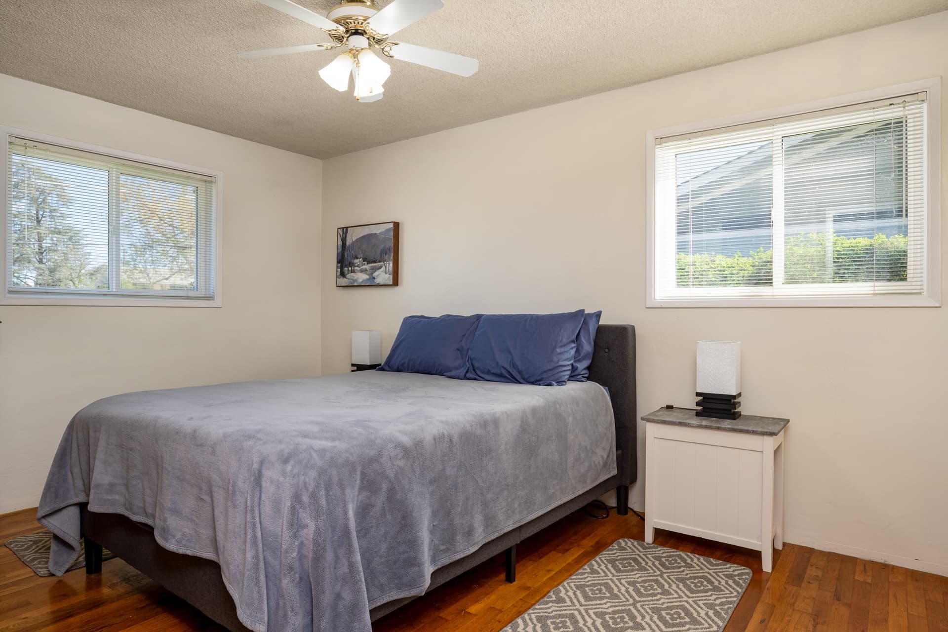 Photo4. Photo 5 of 14, 2372 E McAndrews Road, Medford, OR 97504