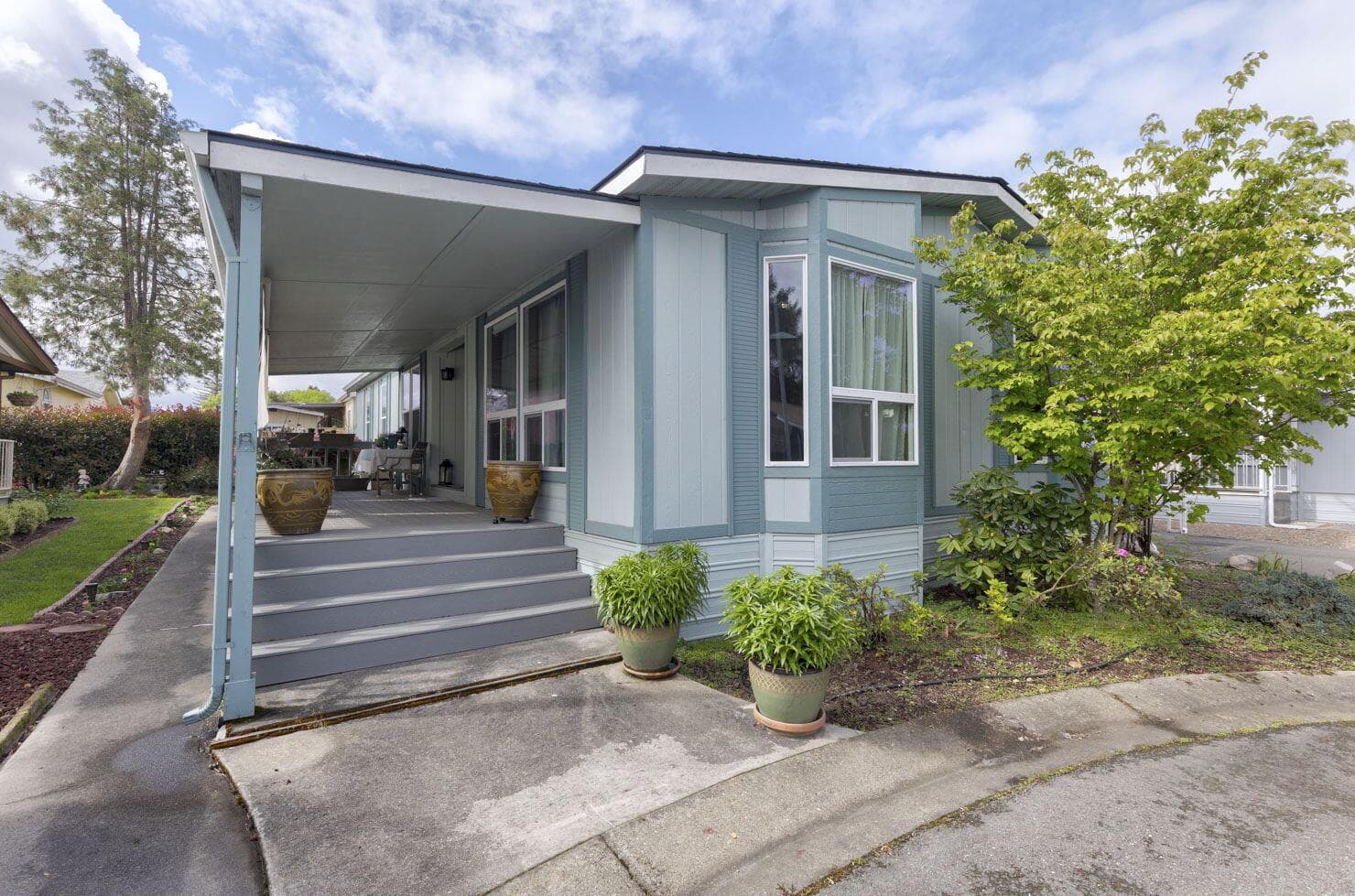 Front Porch Covered. Photo 2 of 34, 2373 Sequoia Court, Grants Pass, OR 97527
