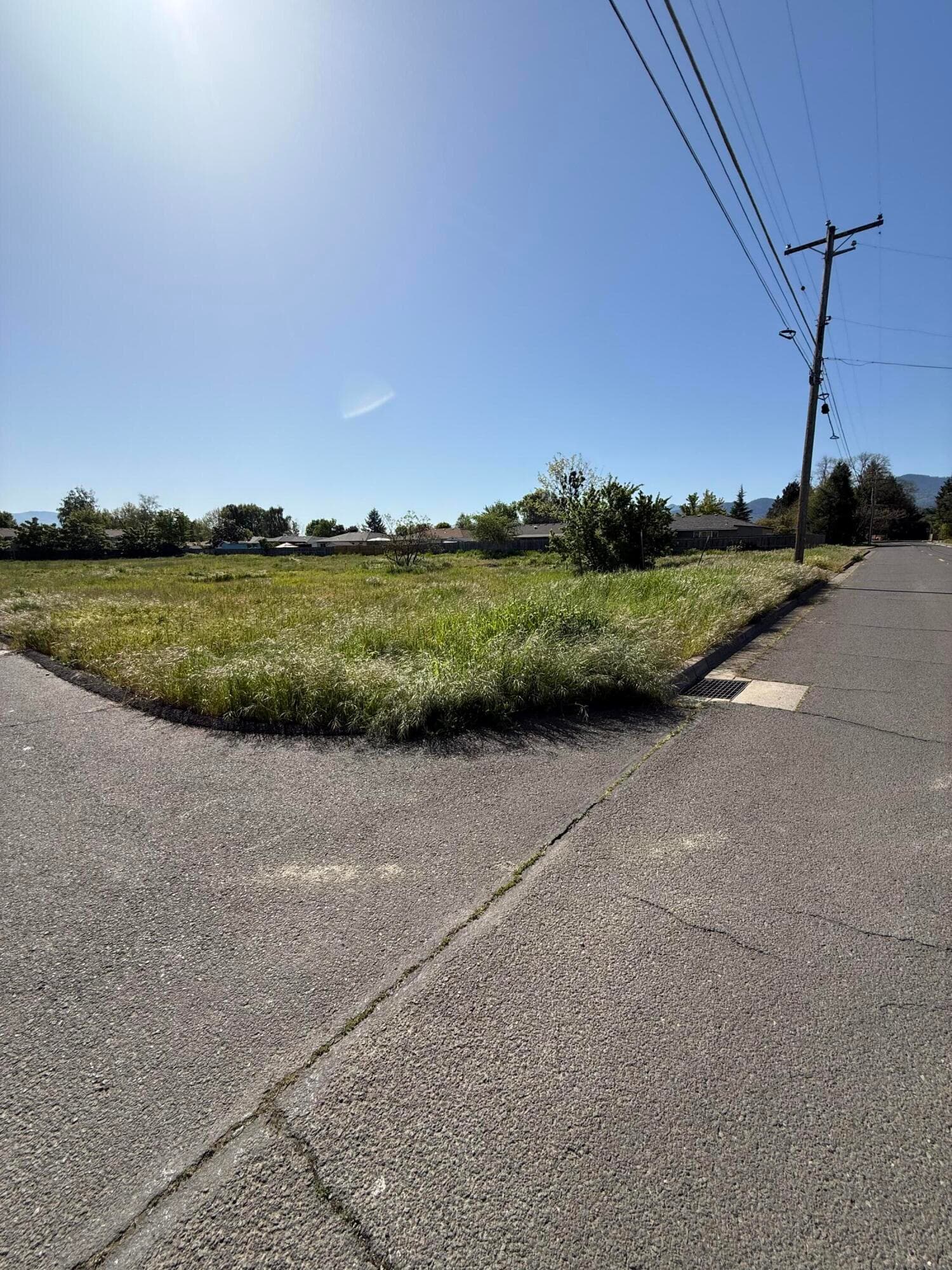 IMG_1441. Photo 1 of 6, 1479 Orchard Home Drive, Medford, OR 97501