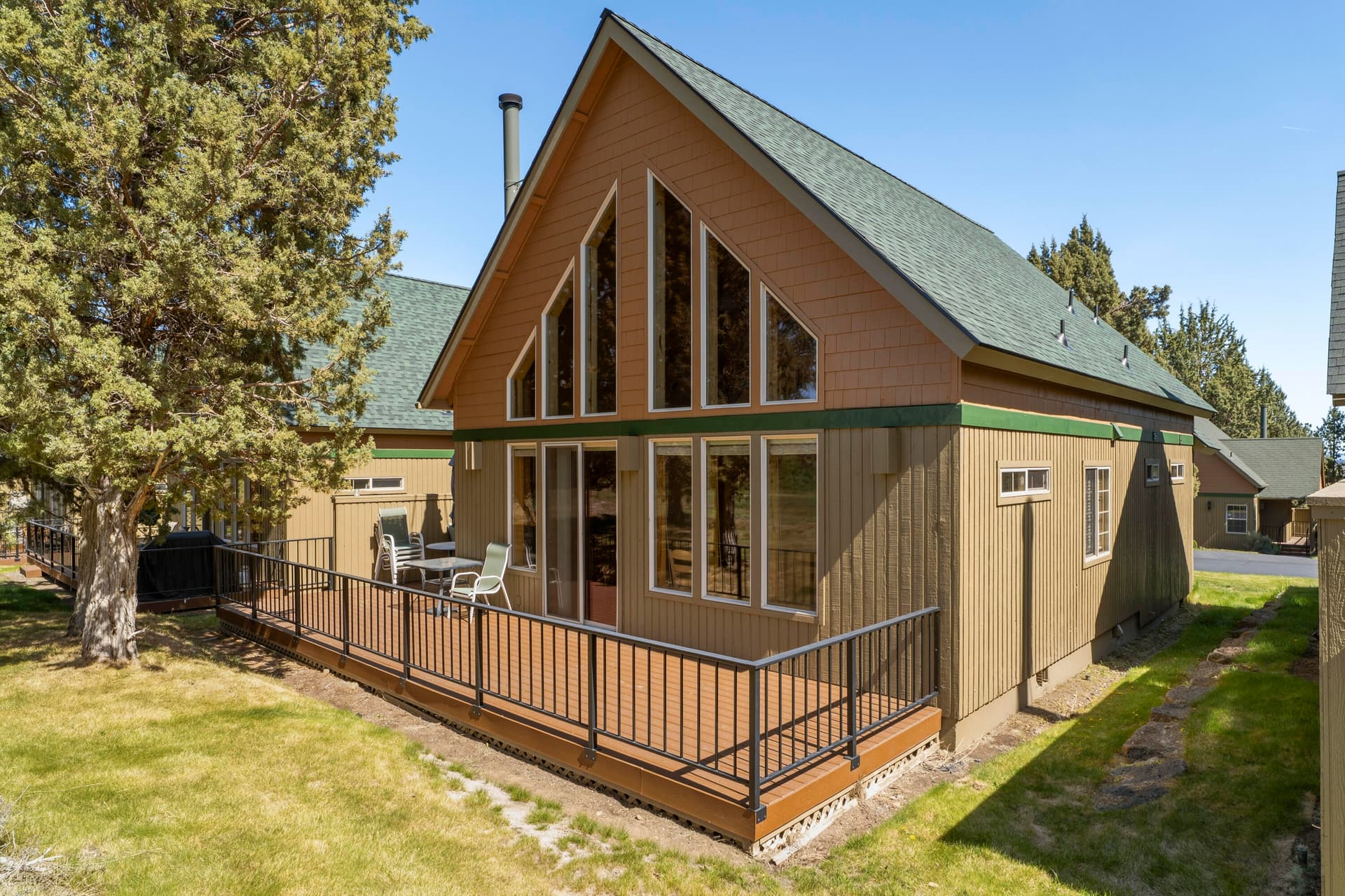 10-Exterior. Photo 4 of 65, 1643 Prairie Falcon Drive, Redmond, OR 97756