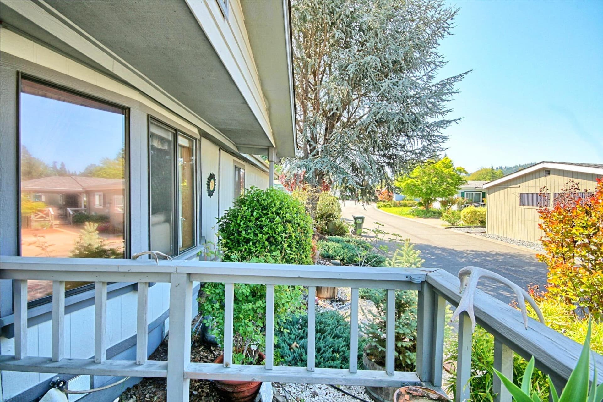 quiet neighborhood. Photo 4 of 35, 1848 Tamarac Lane, Grants Pass, OR 97527