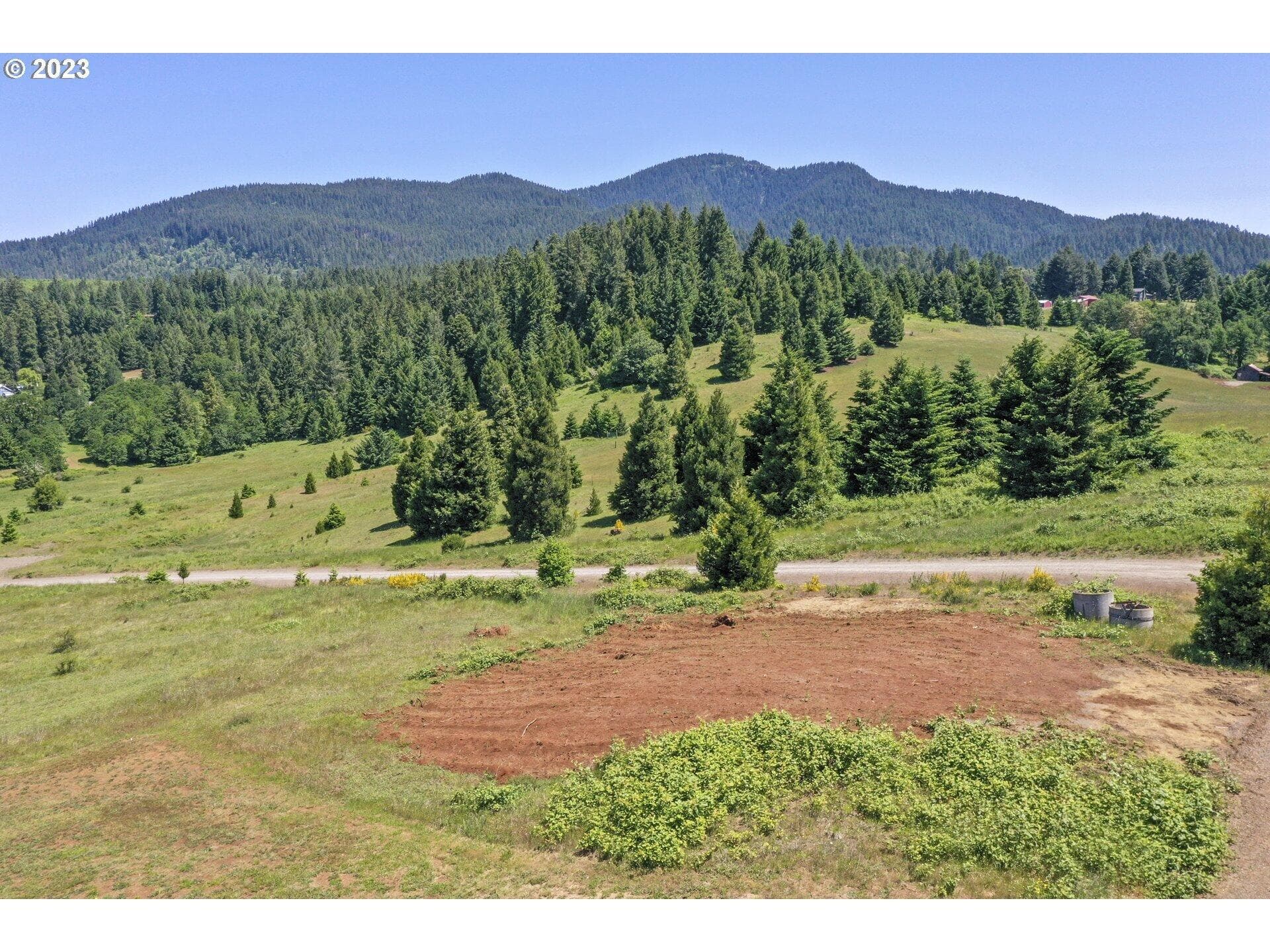 741566274-2. Photo 3 of 7, Bugle Loop Unit TL 1306, Oakridge, OR 97463