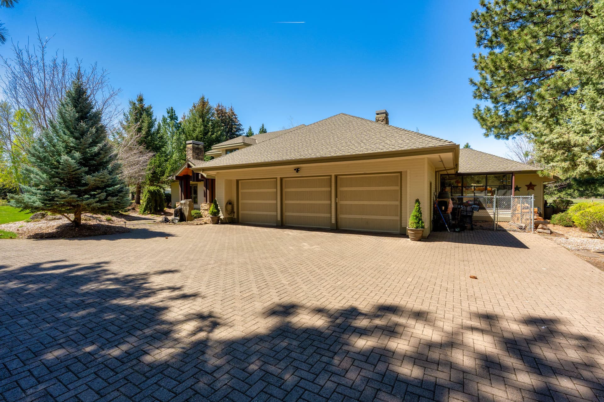 60350 Arnold Market. Photo 4 of 74, 60350 Arnold Market Road, Bend, OR 97702
