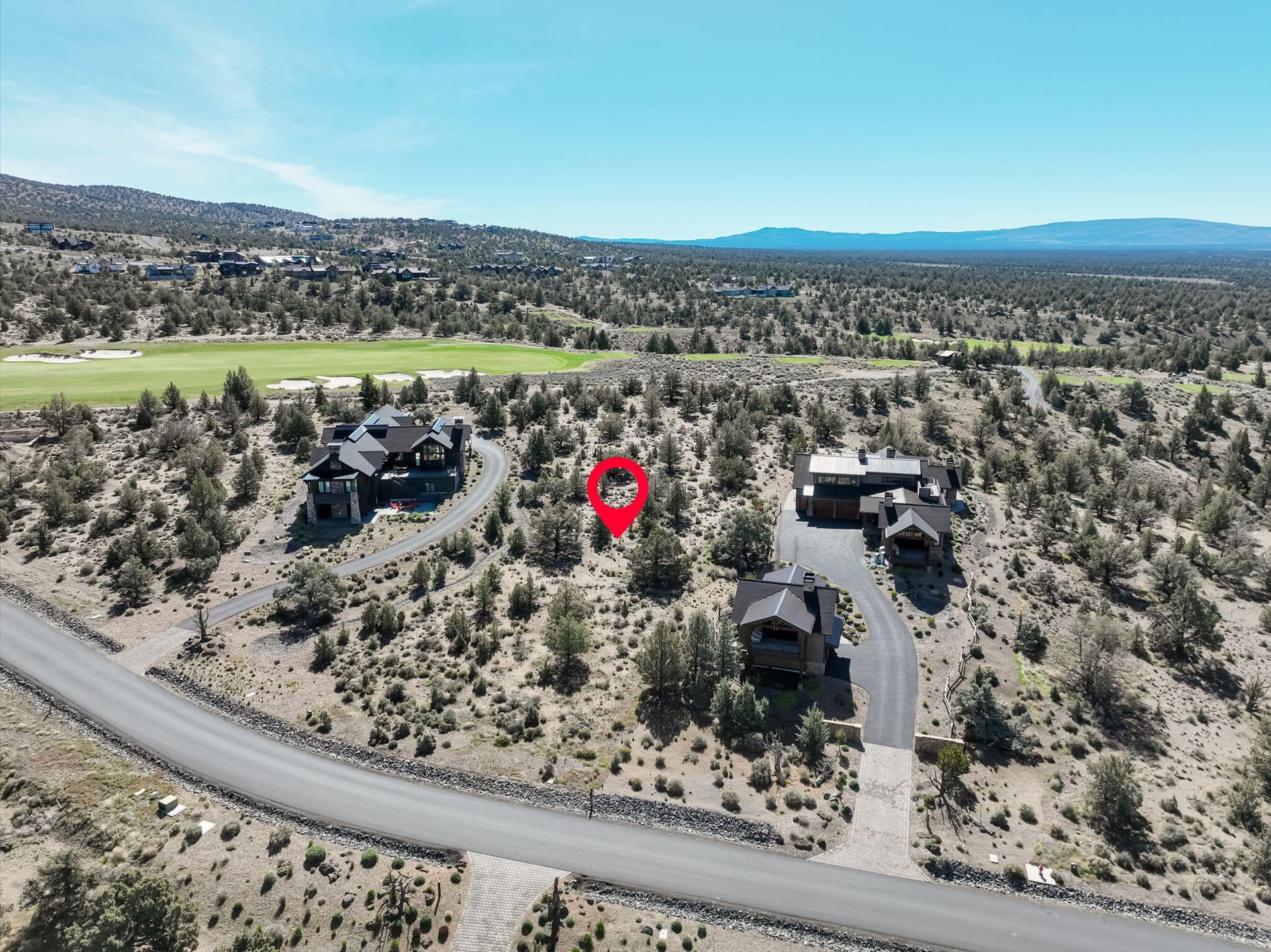 655 Starview aerial located with golf co. Photo 4 of 22, 0 SW Starview Drive Unit 665, Powell Butte, OR 97753